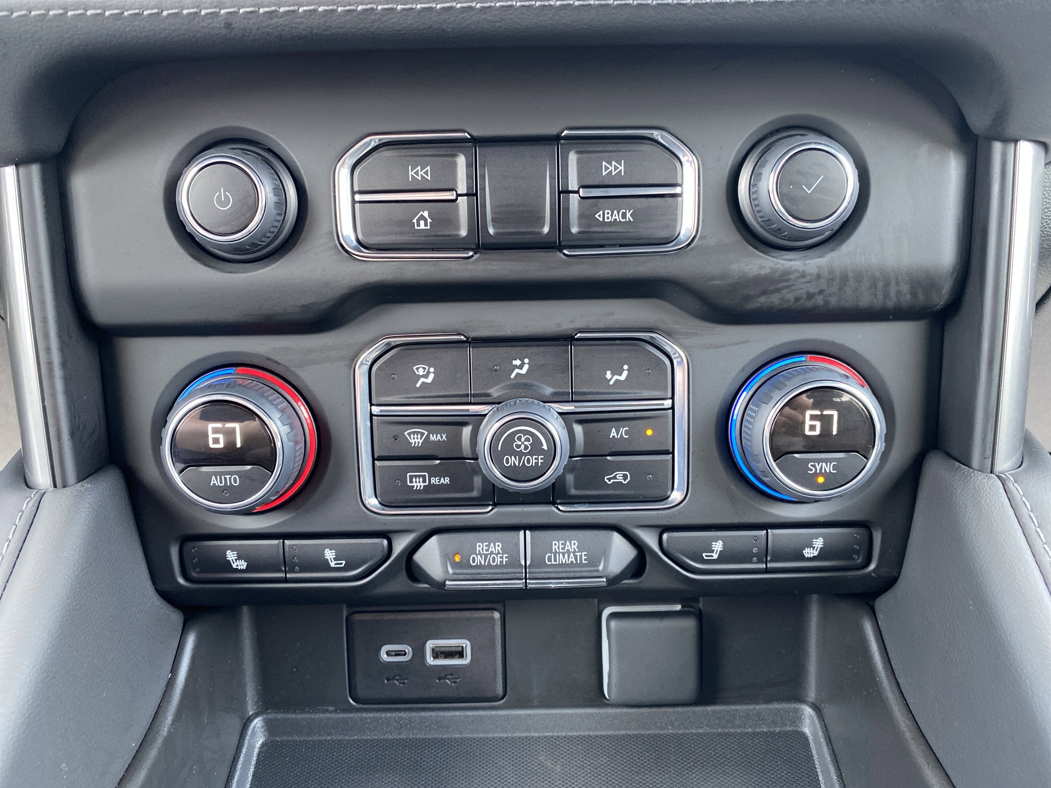 2024 Chevrolet Suburban Z71