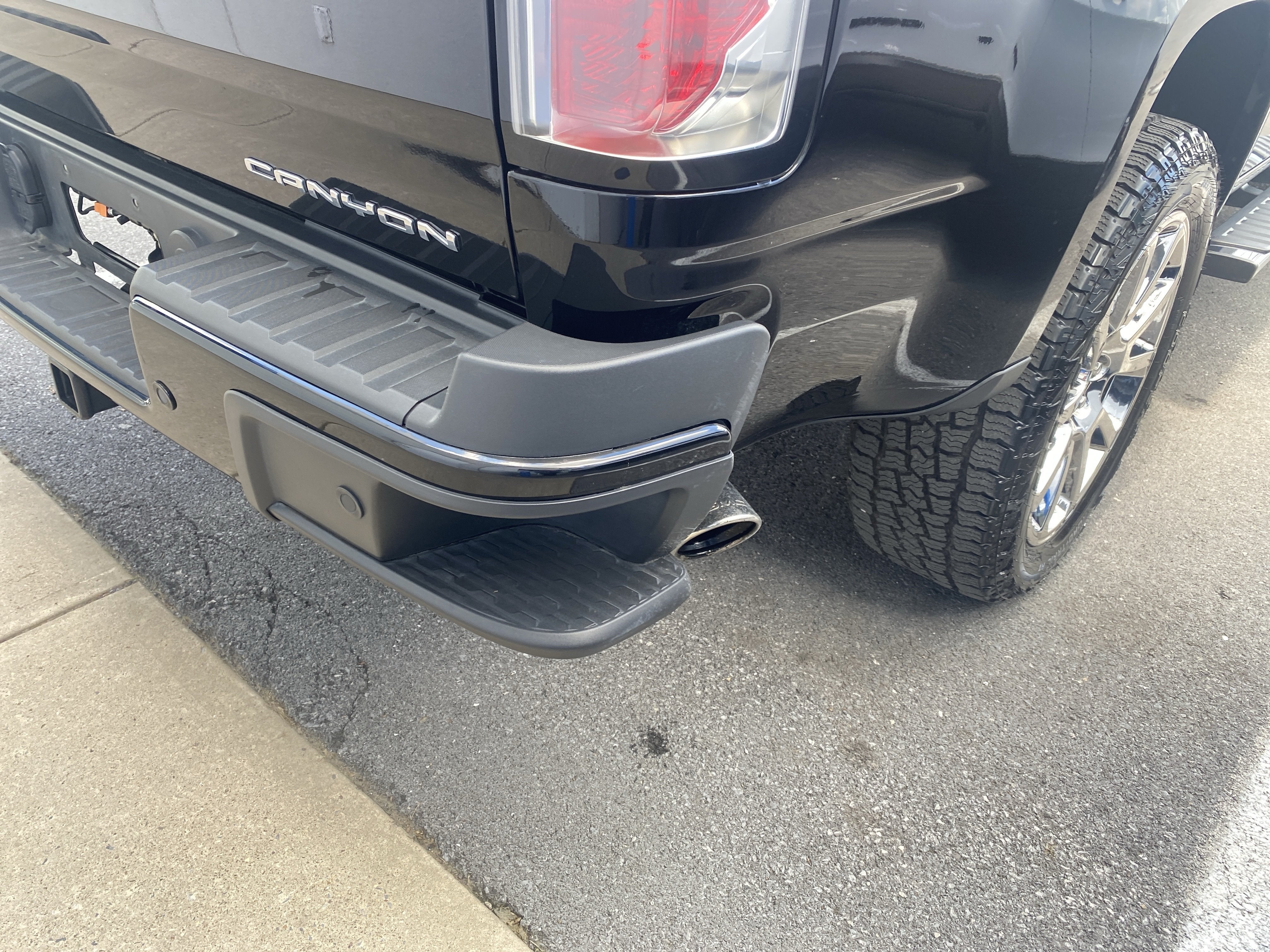 2022 GMC Canyon Denali
