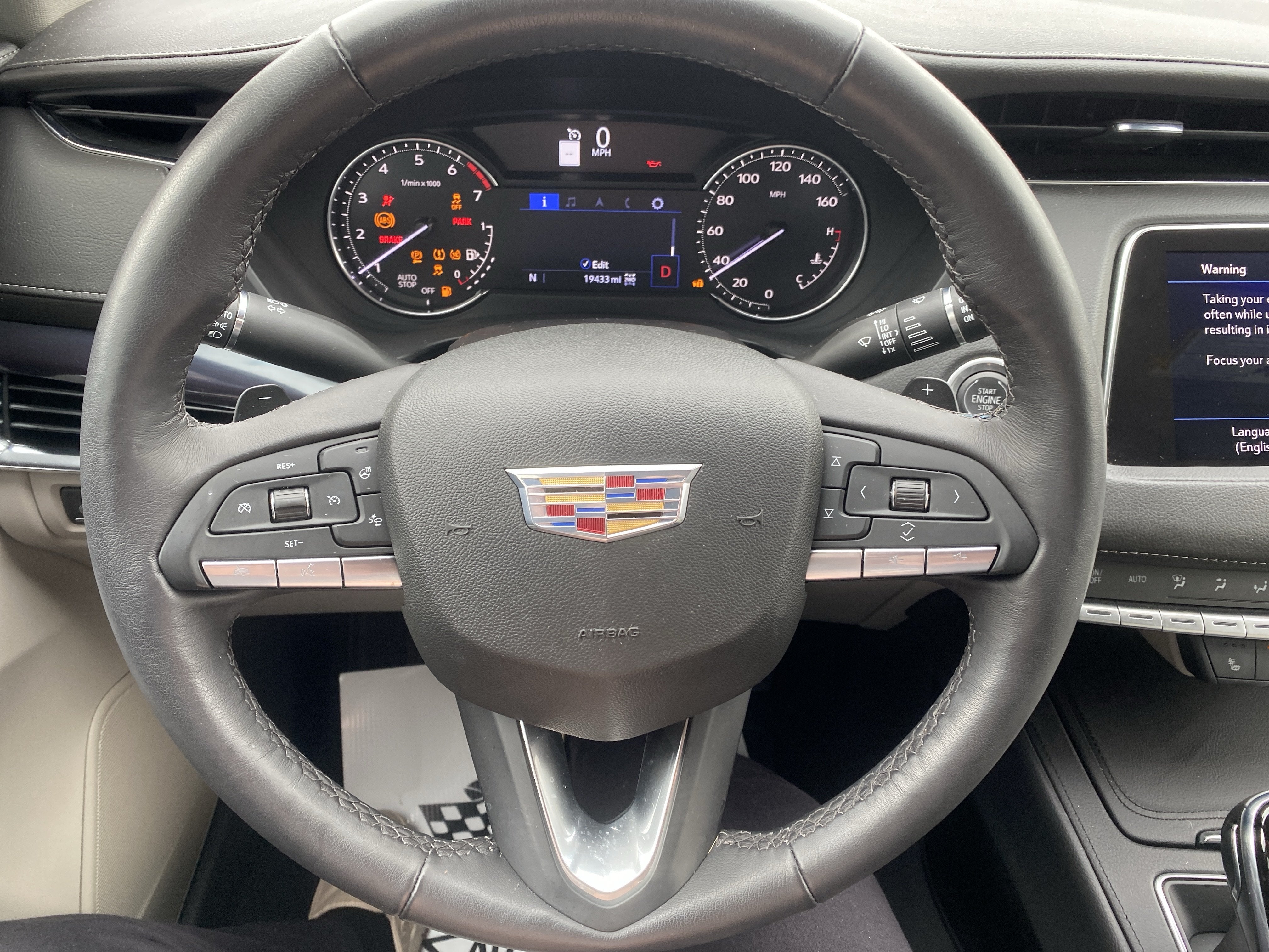 2023 Cadillac XT4 Luxury