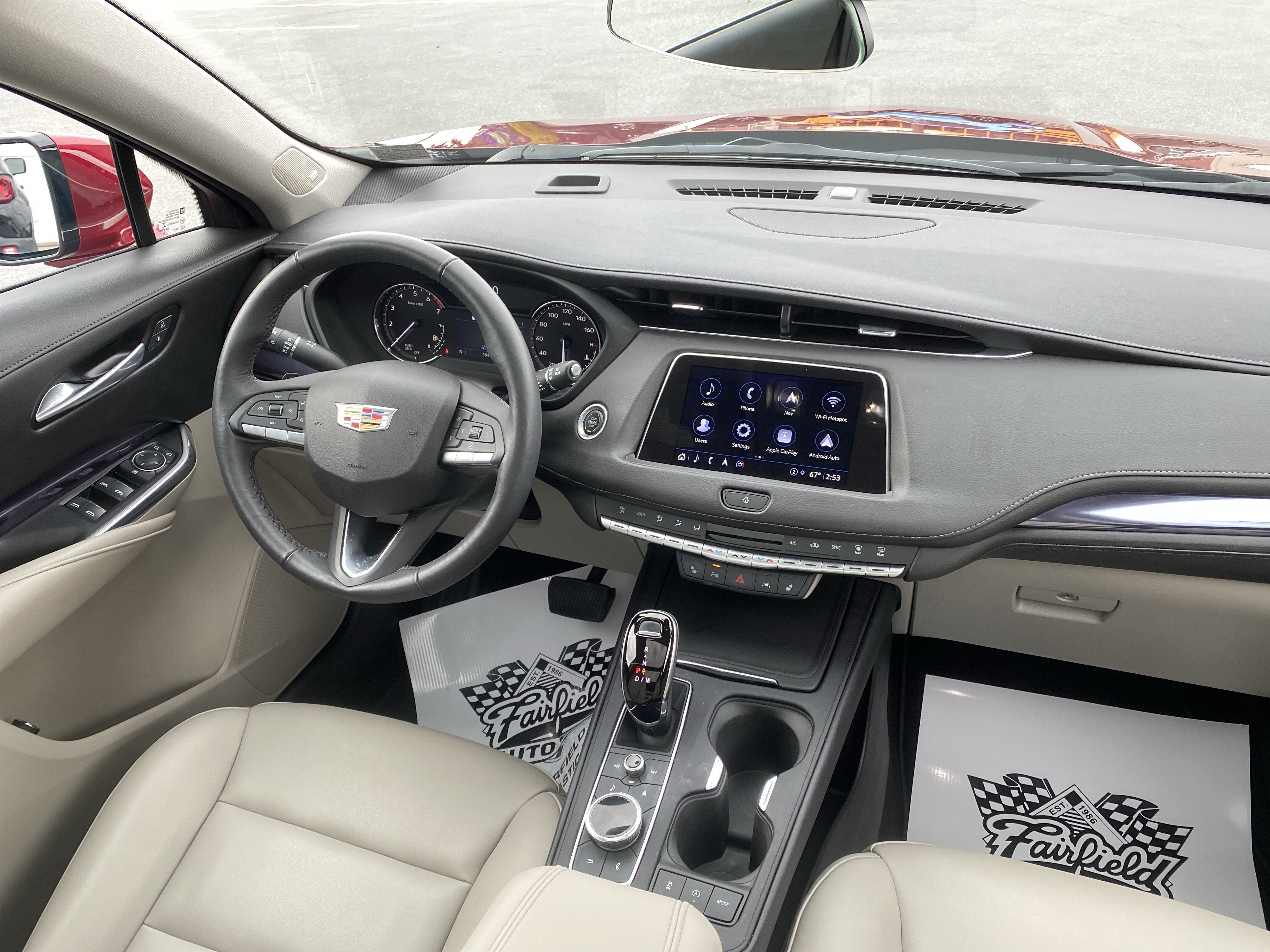2023 Cadillac XT4 Luxury