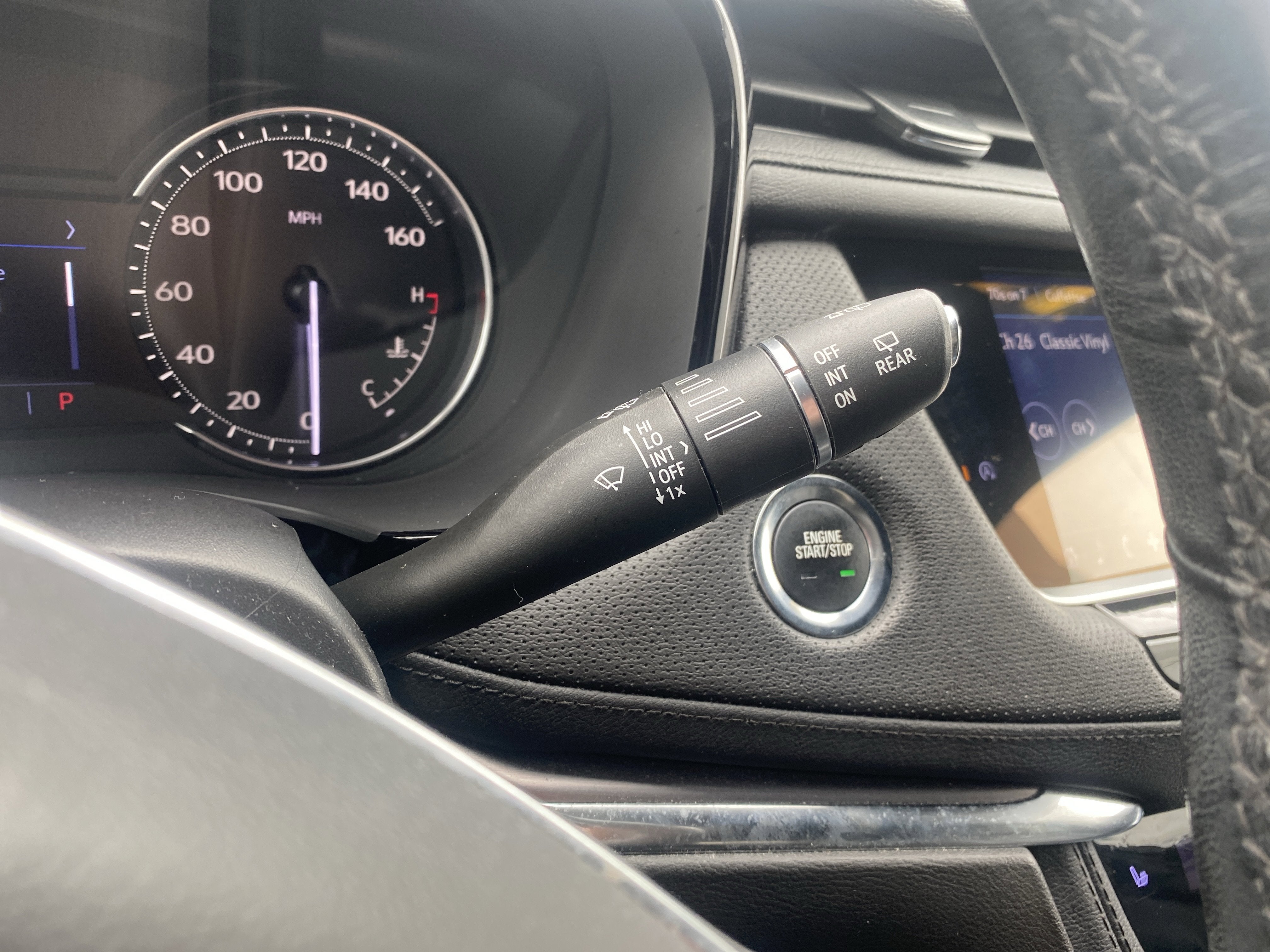2023 Cadillac XT5 Luxury