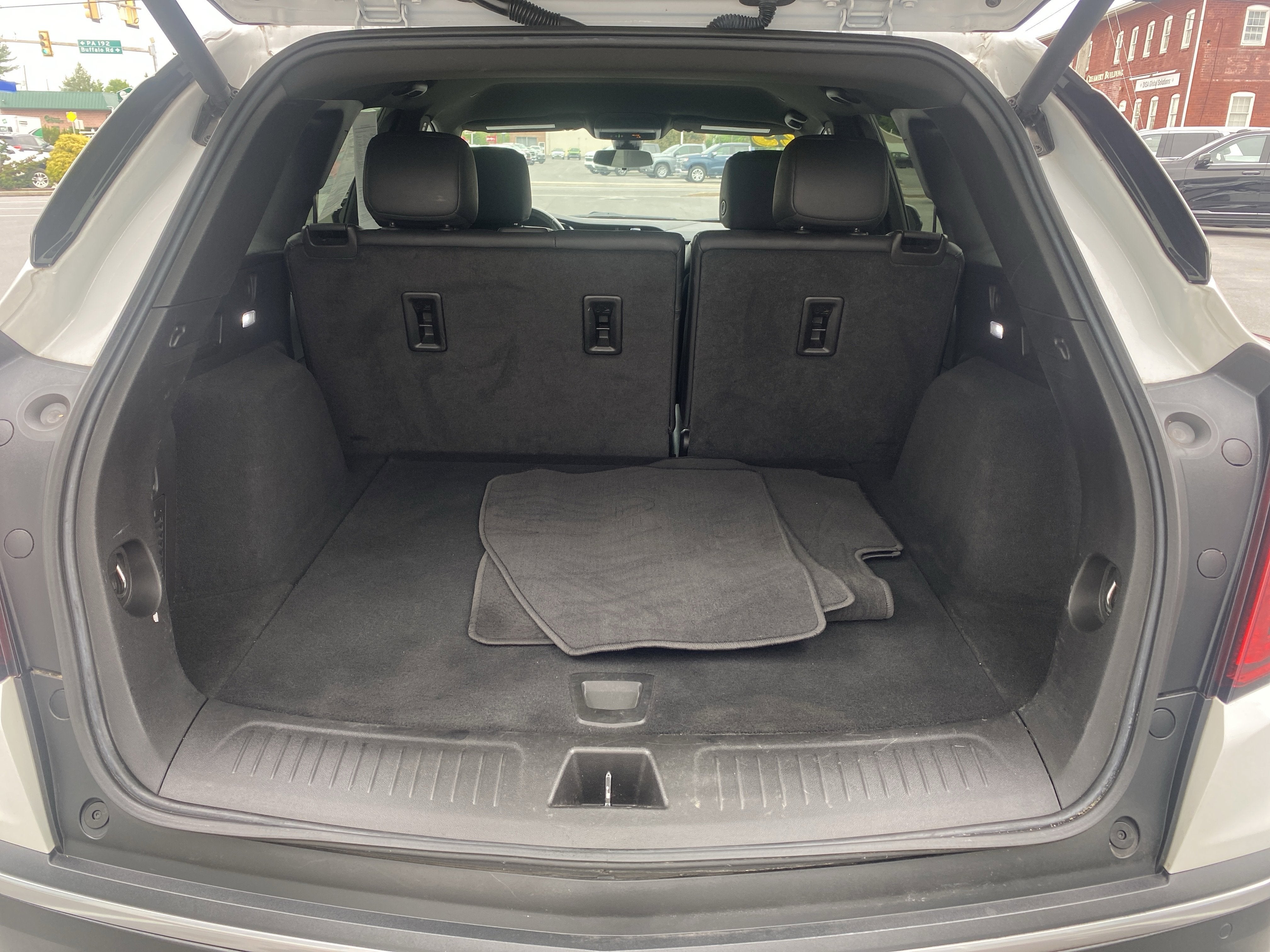 2023 Cadillac XT5 Luxury