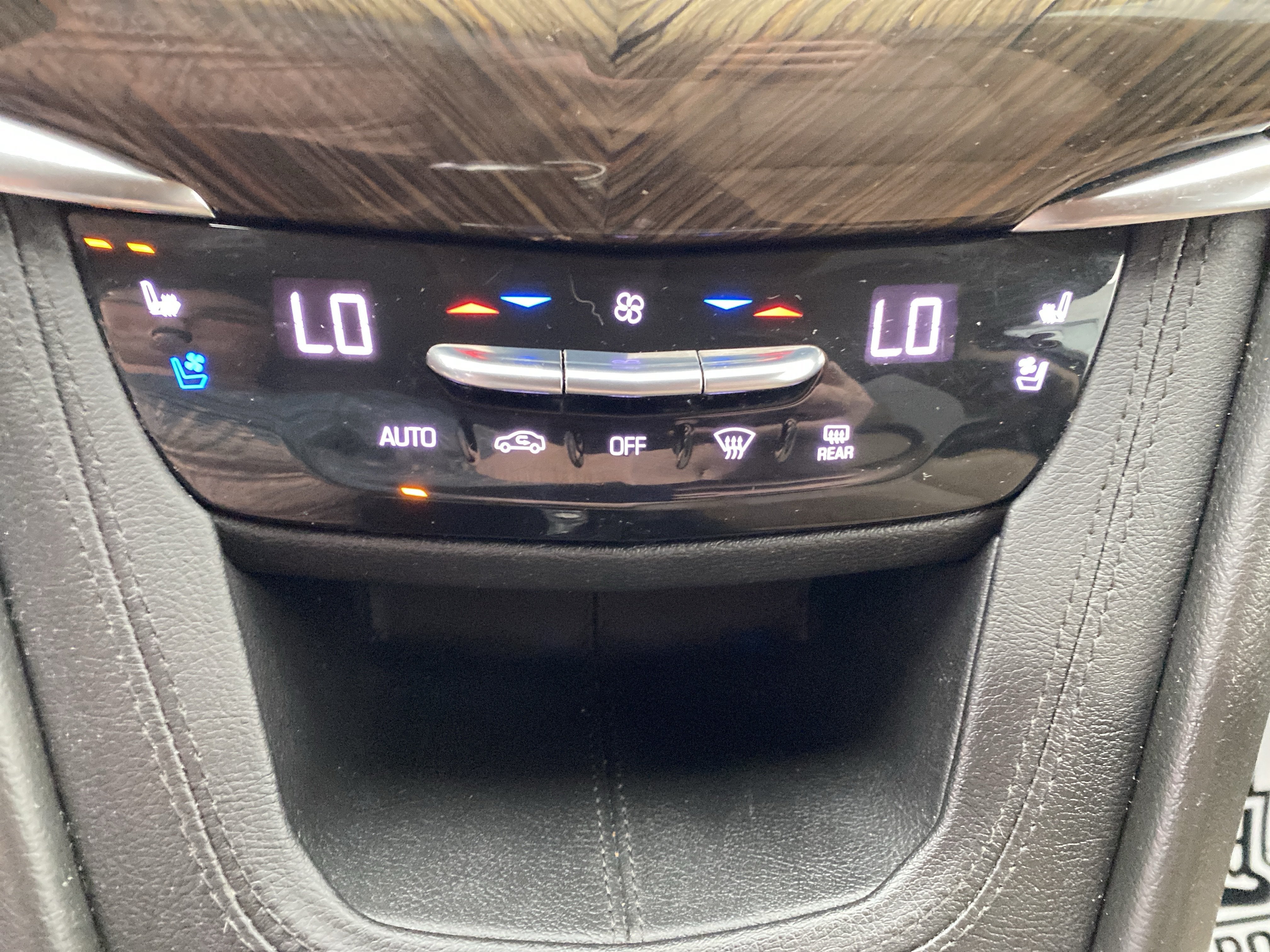 2020 Cadillac XT6 AWD Premium Luxury
