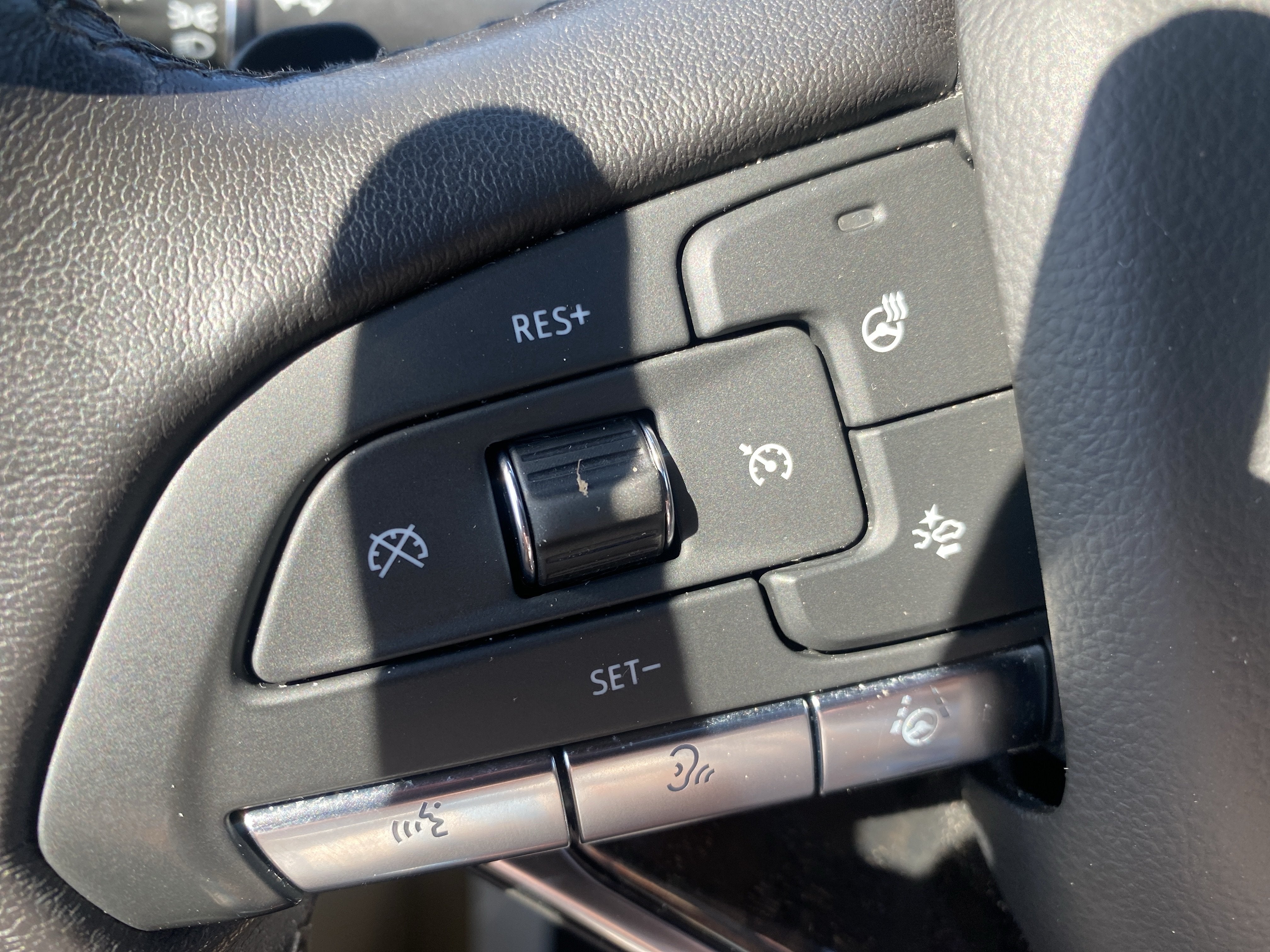 2024 Cadillac Escalade ESV Premium Luxury