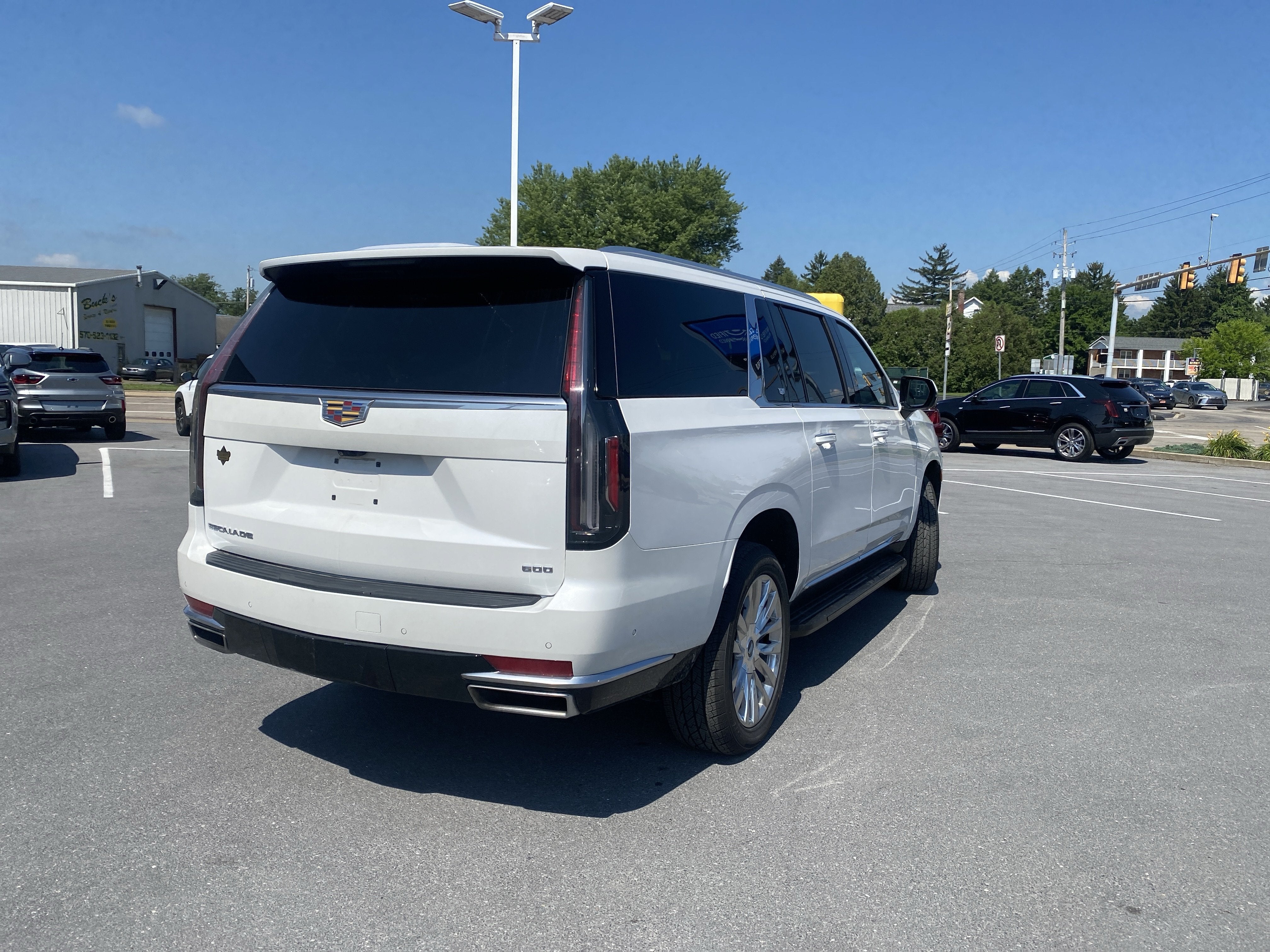 2024 Cadillac Escalade ESV Premium Luxury