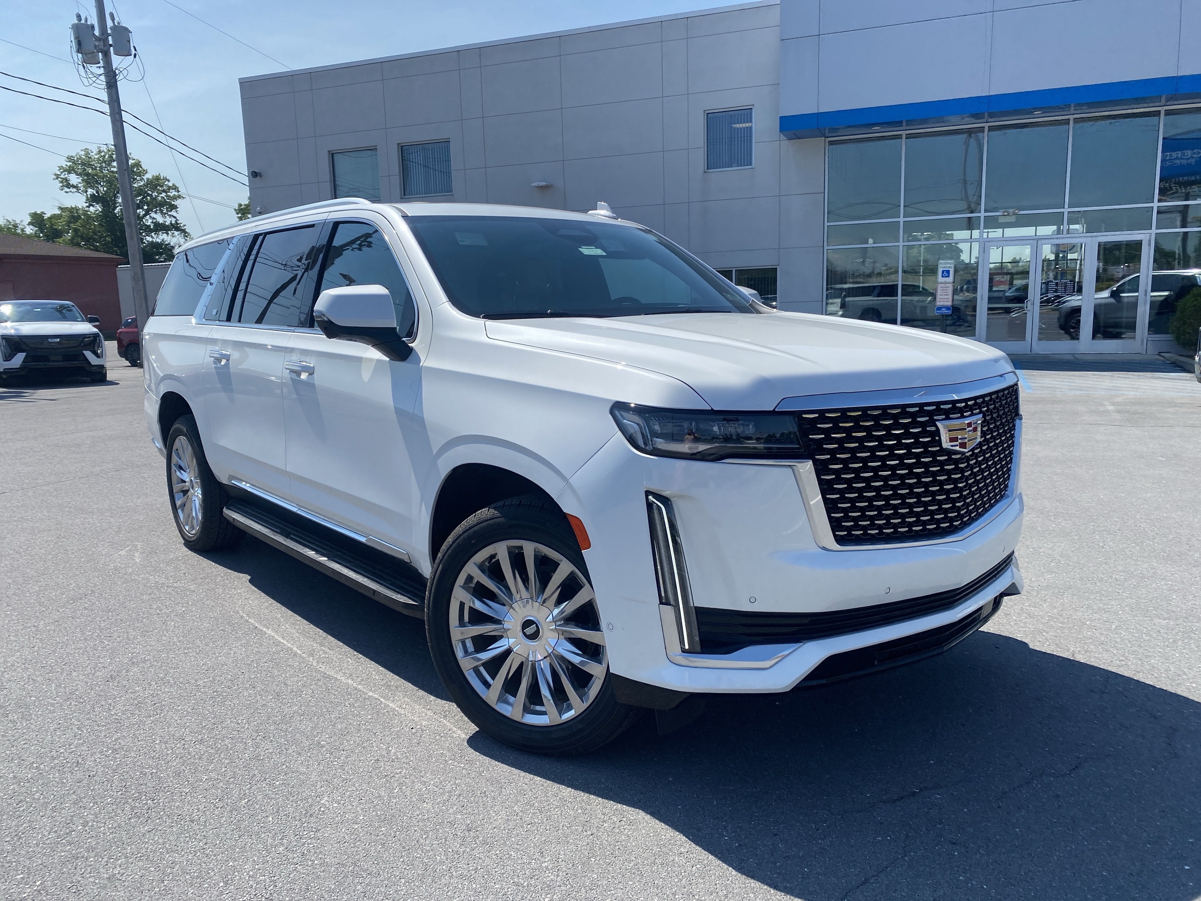 2024 Cadillac Escalade ESV Premium Luxury