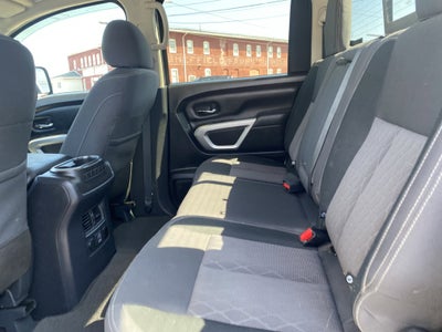 2024 Nissan Titan SV