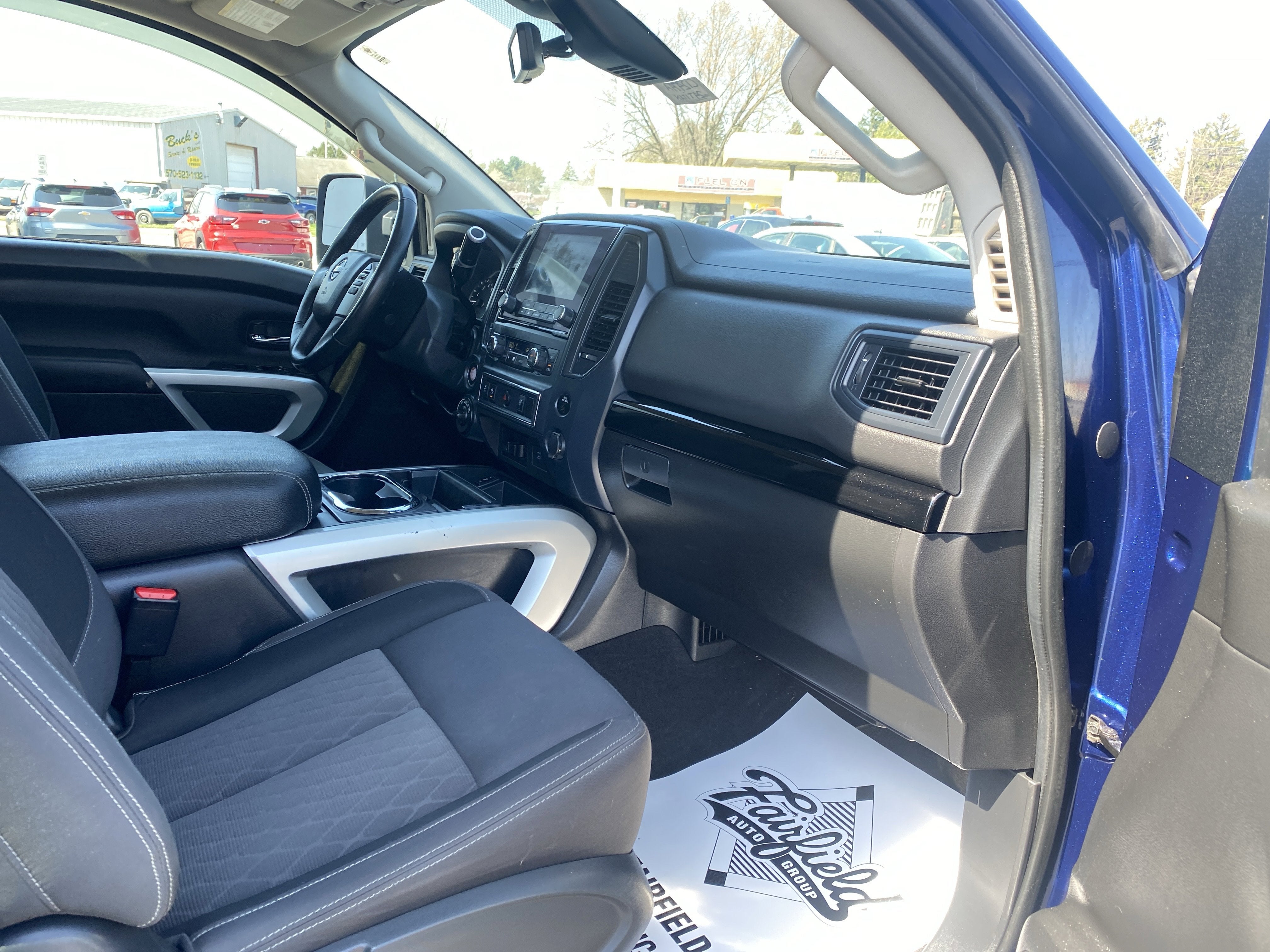 2024 Nissan Titan SV