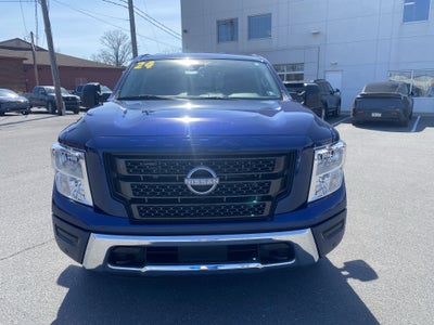 2024 Nissan Titan SV