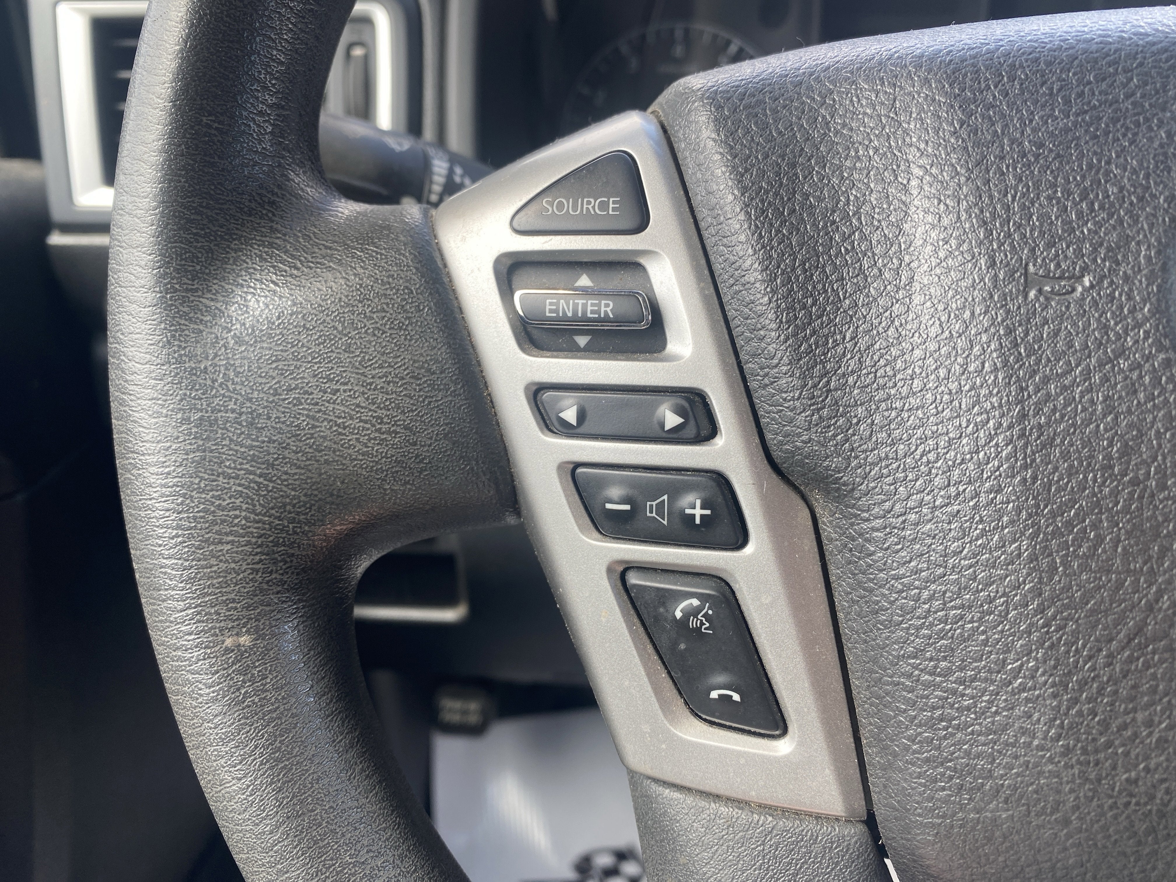 2017 Nissan Titan S