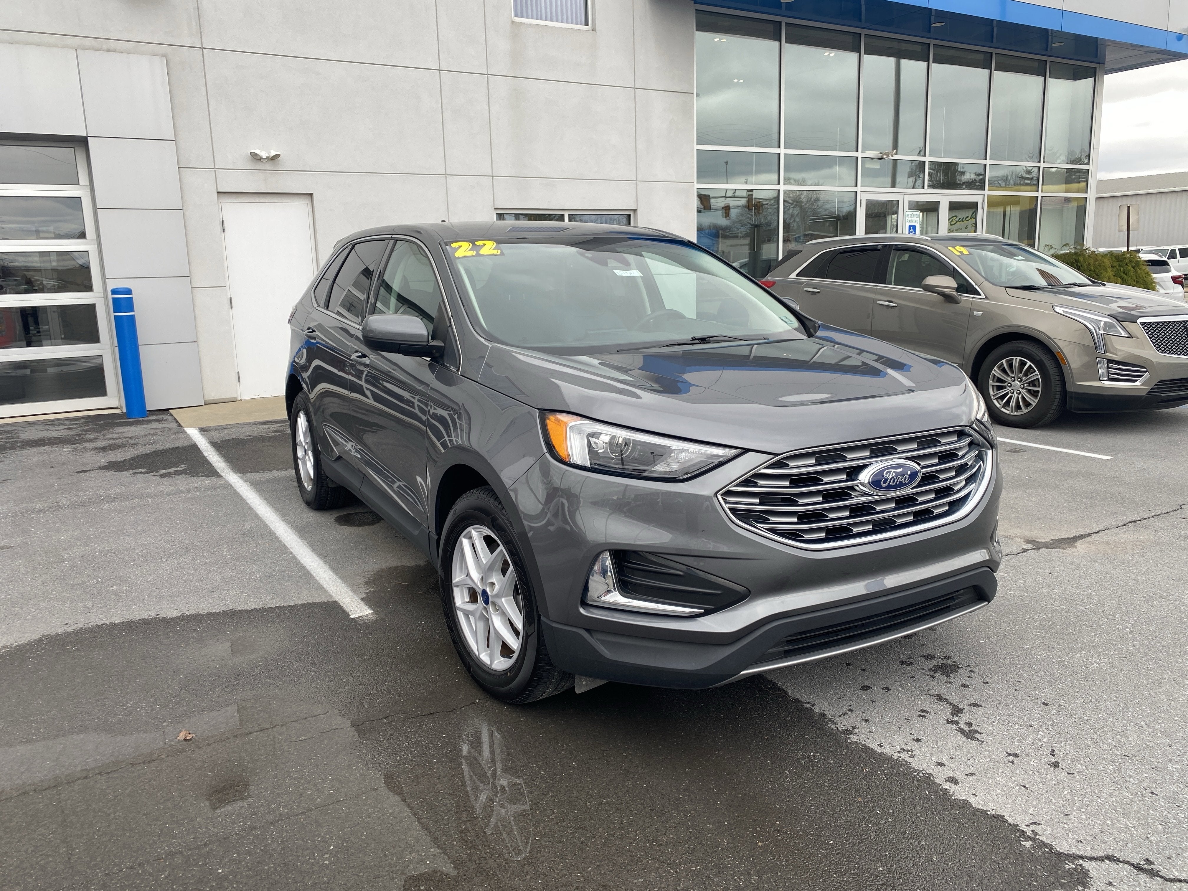2022 Ford Edge SEL