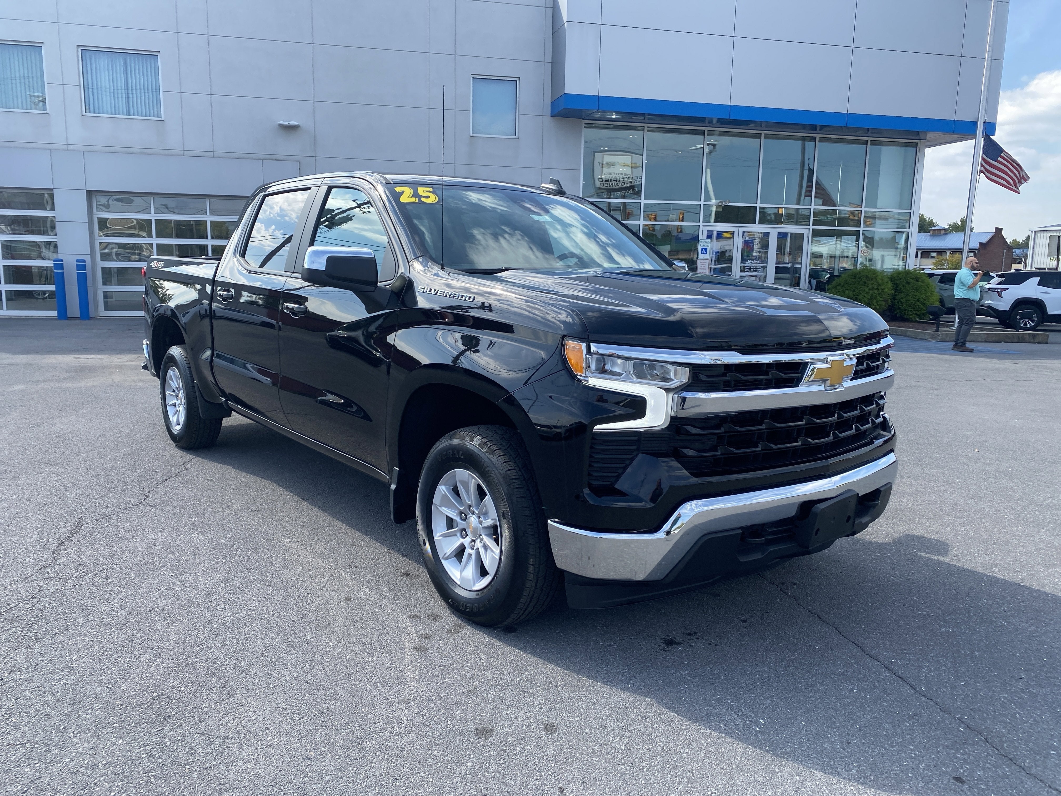 2025 Chevrolet Silverado 1500 LT