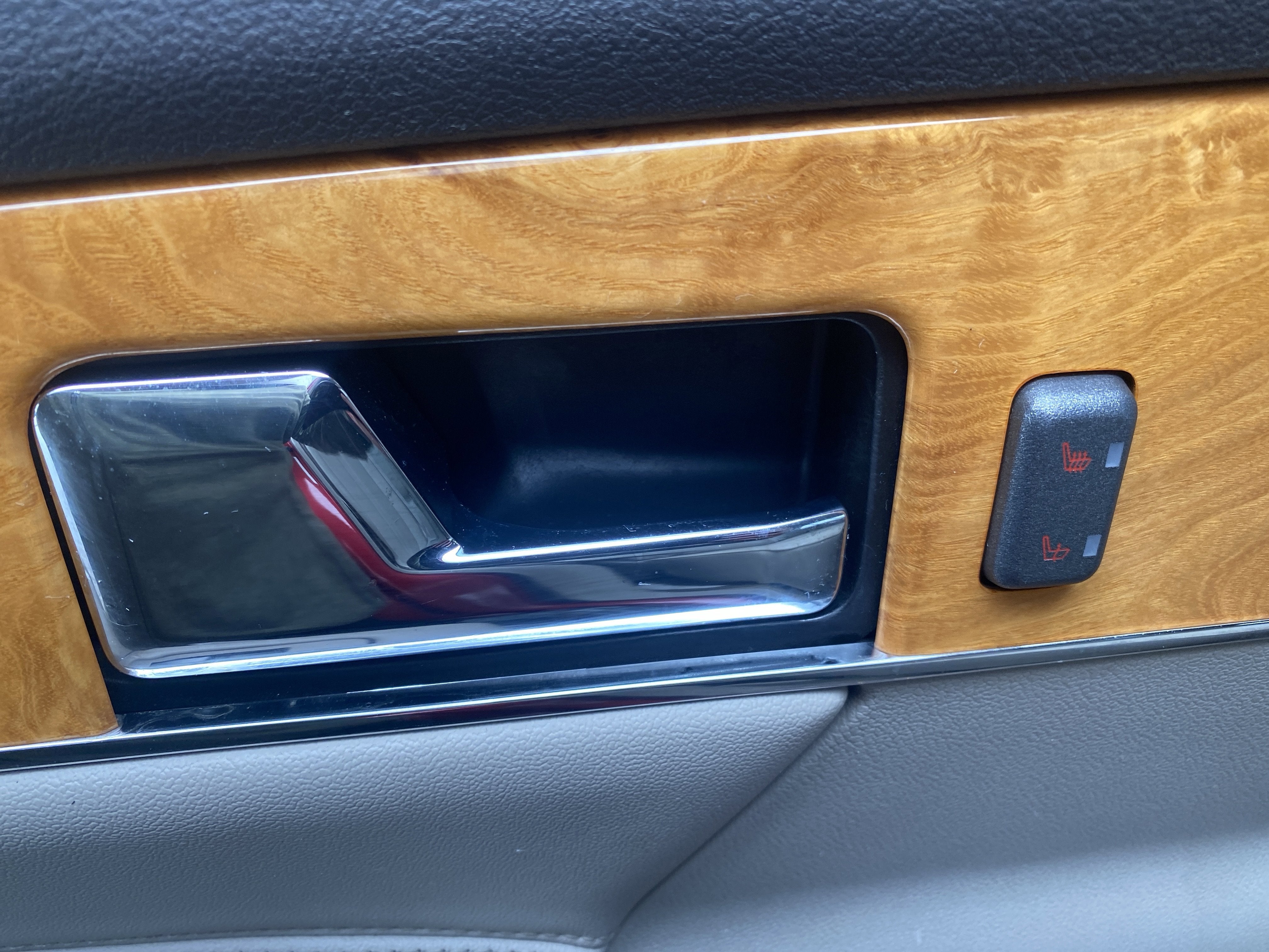 2014 Lincoln MKX Base