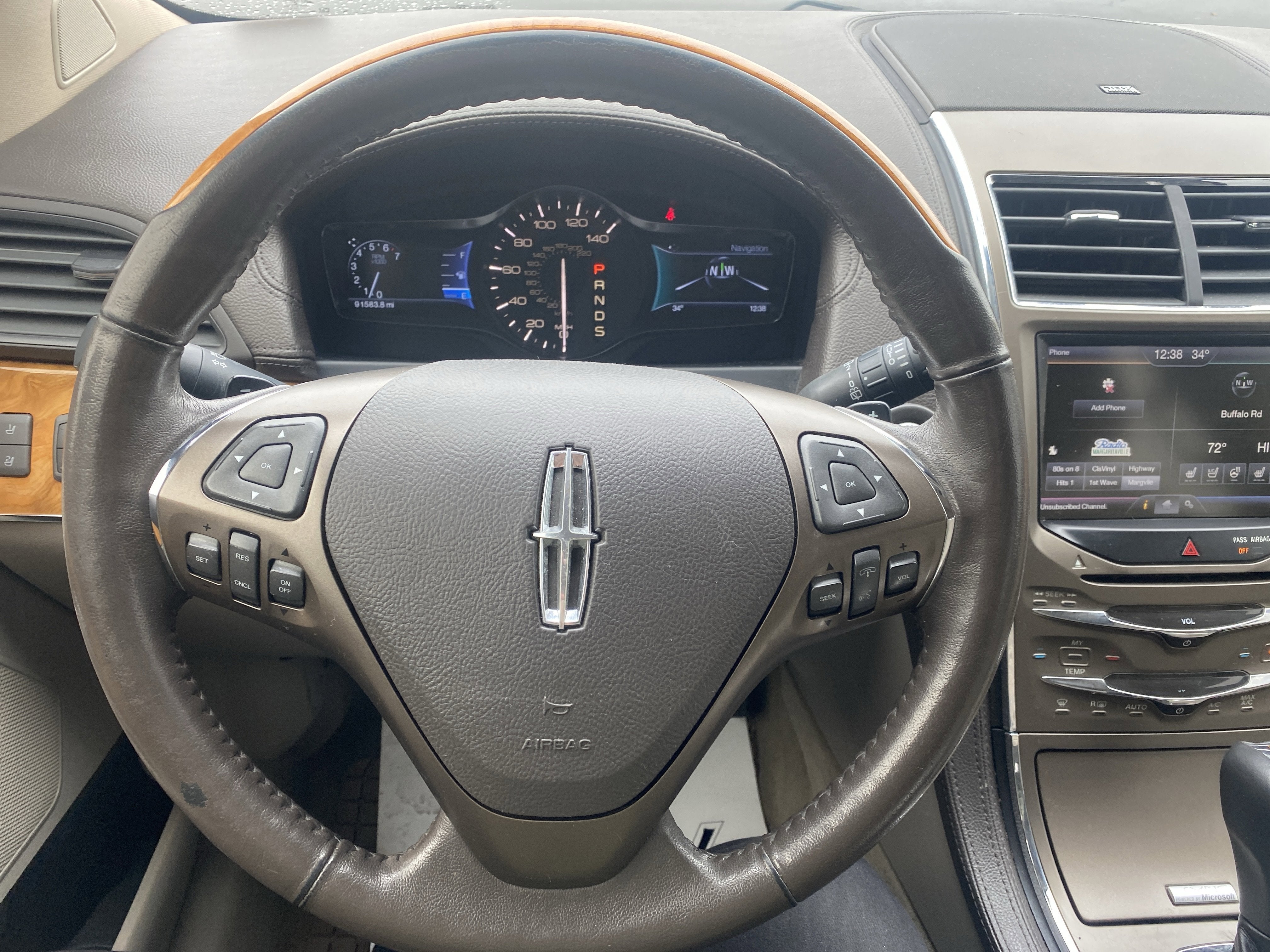 2014 Lincoln MKX Base