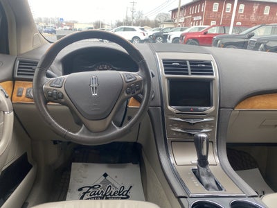 2014 Lincoln MKX Base