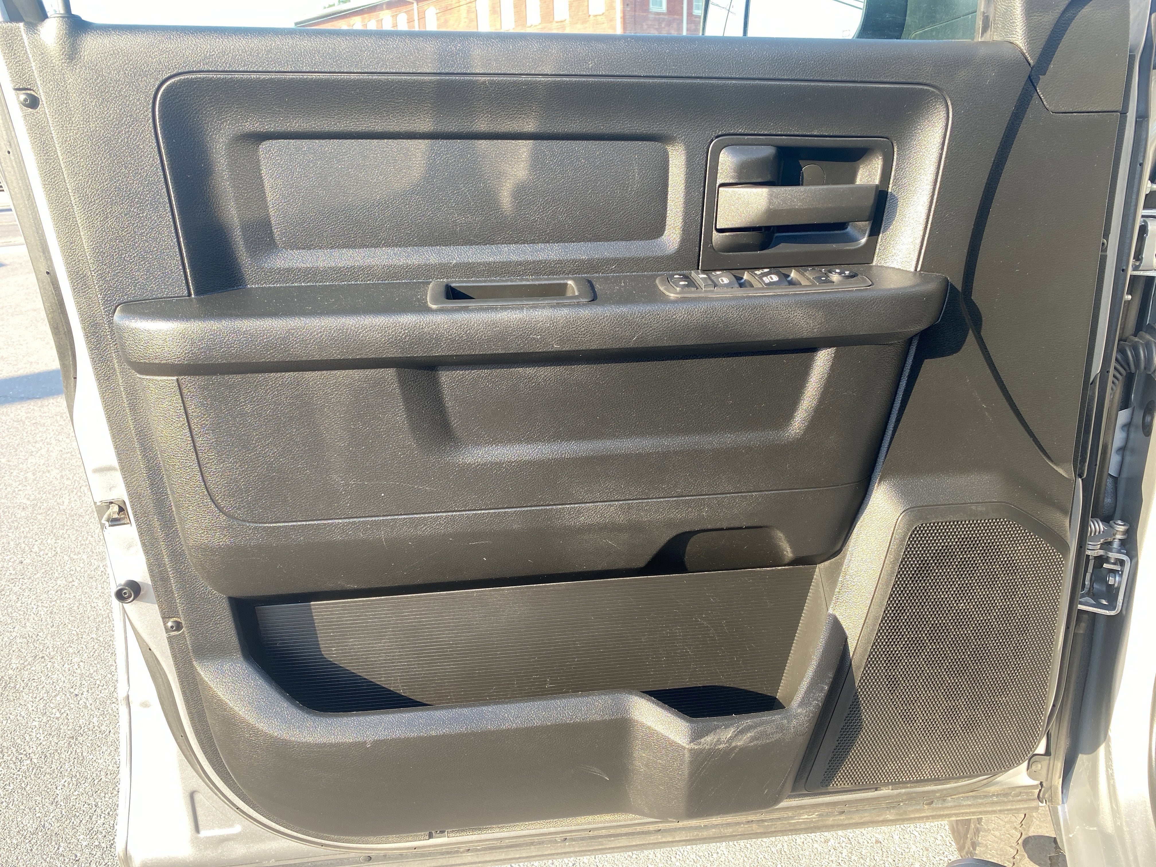 2021 RAM 2500 Tradesman Crew Cab 4x4 6'4" Box