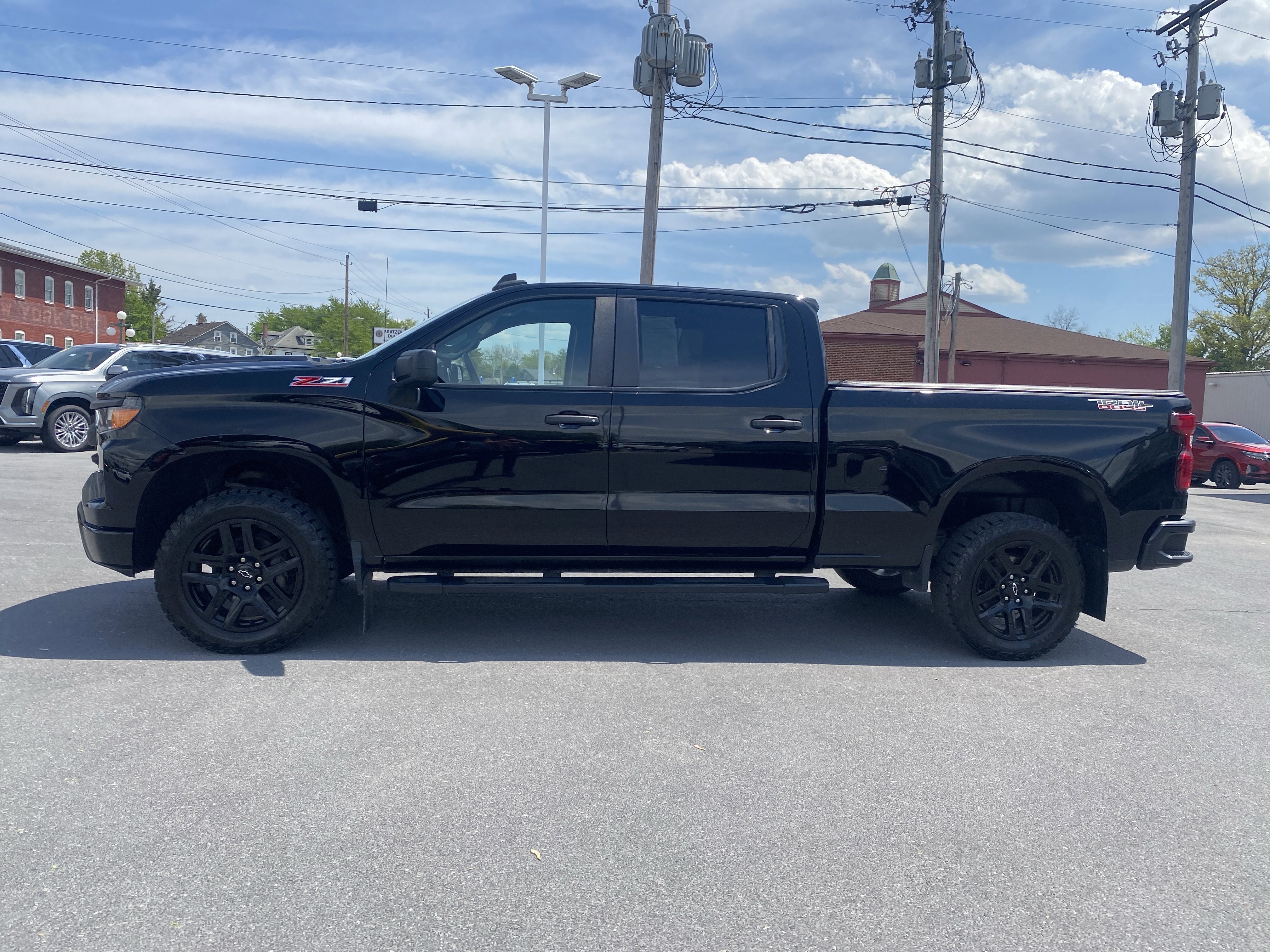 2022 Chevrolet Silverado 1500 Custom Trail Boss