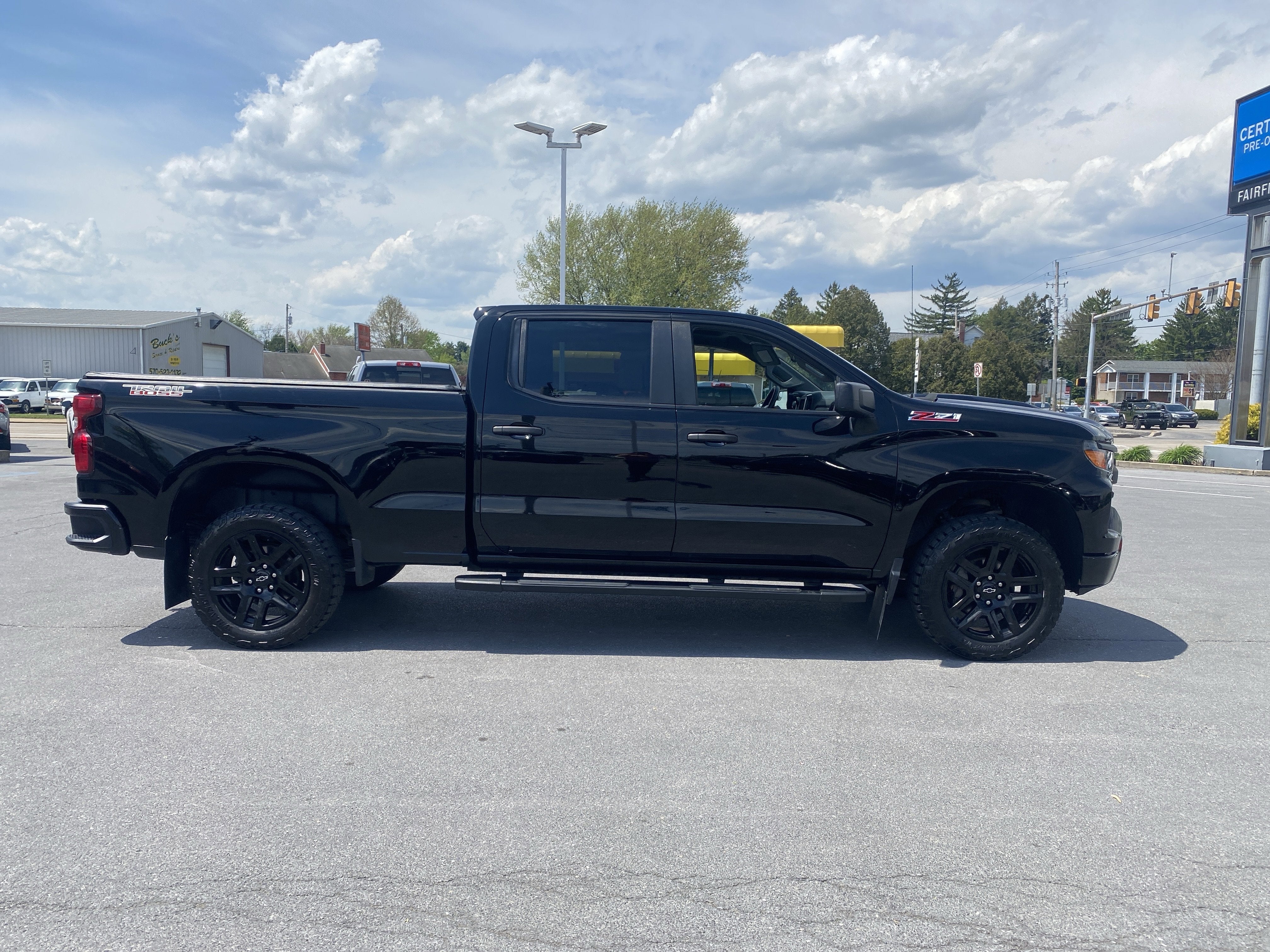 2022 Chevrolet Silverado 1500 Custom Trail Boss
