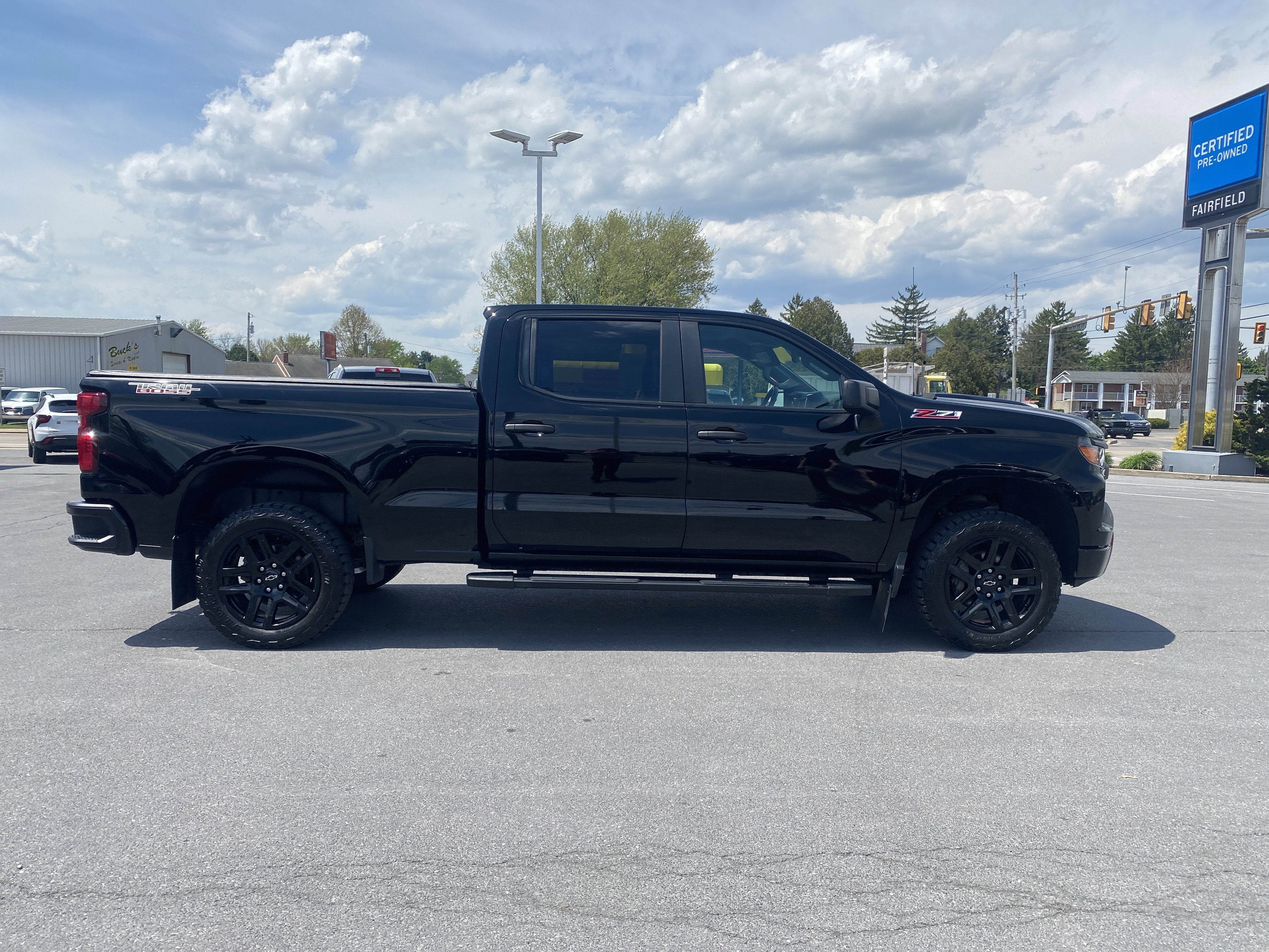 2022 Chevrolet Silverado 1500 Custom Trail Boss