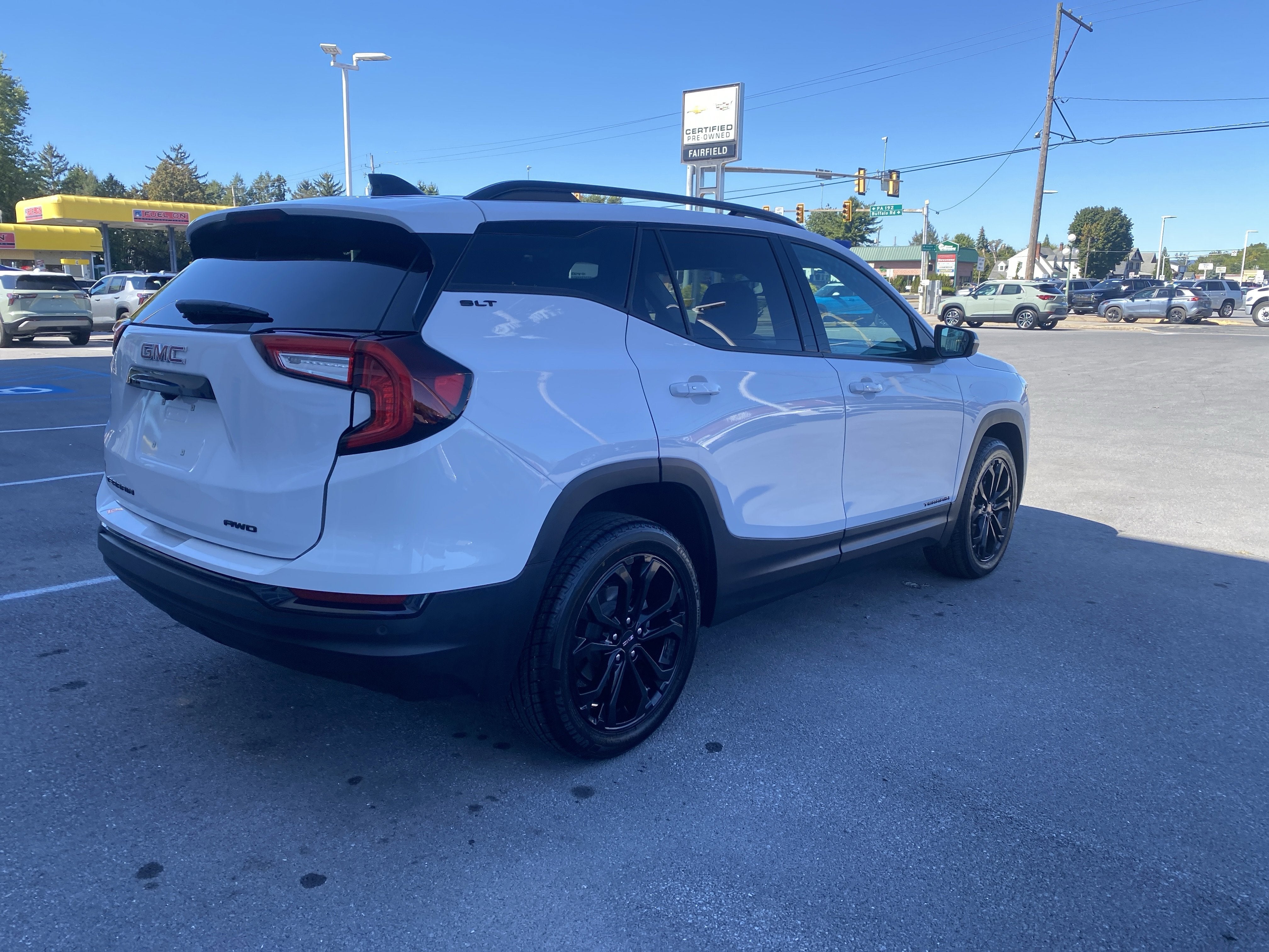 2022 GMC Terrain SLT