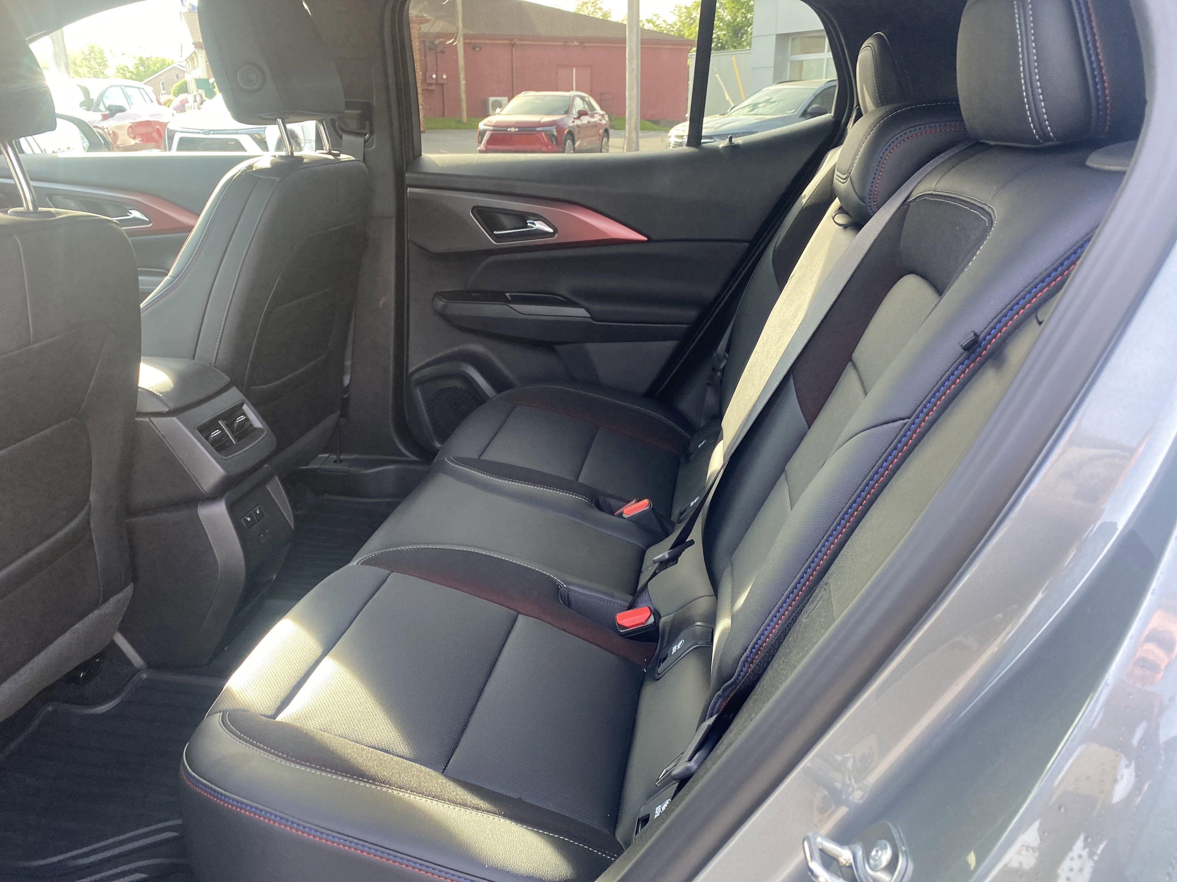 2025 Chevrolet Equinox EV RS