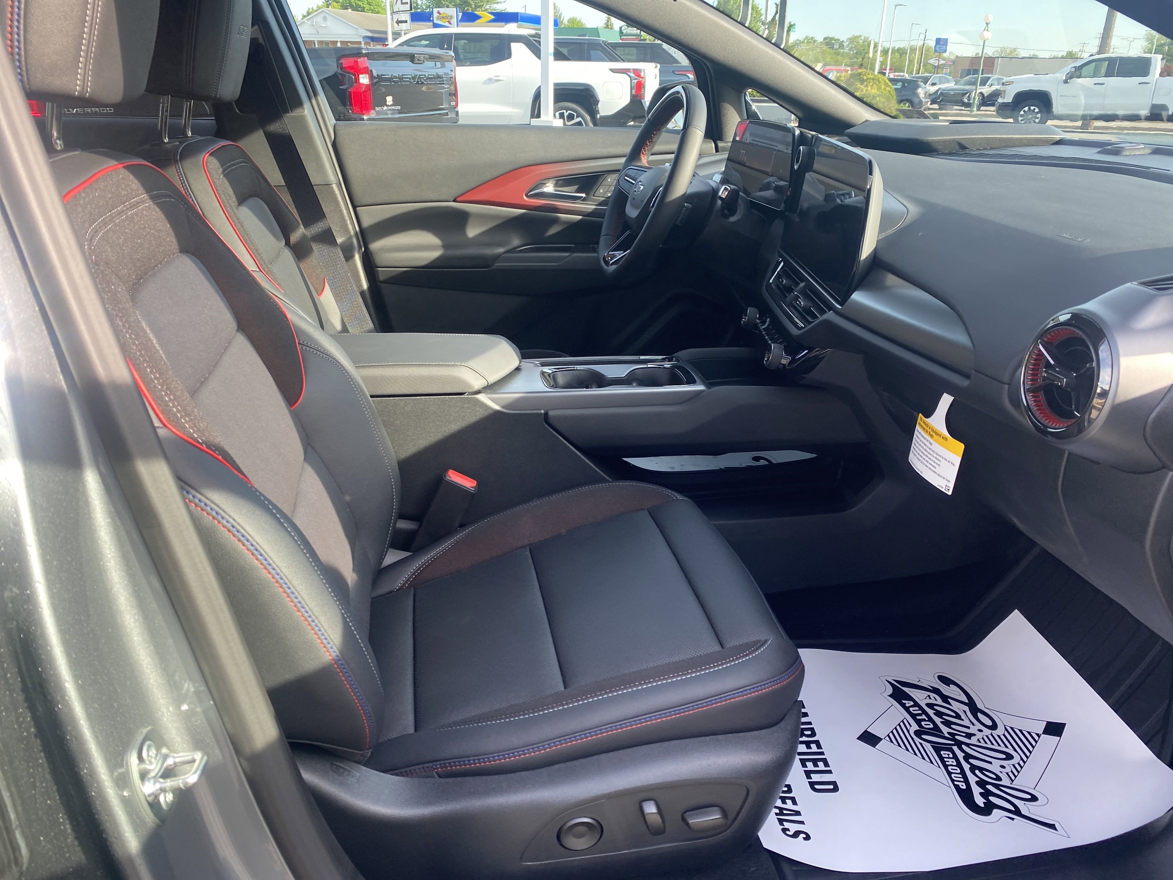 2025 Chevrolet Equinox EV RS