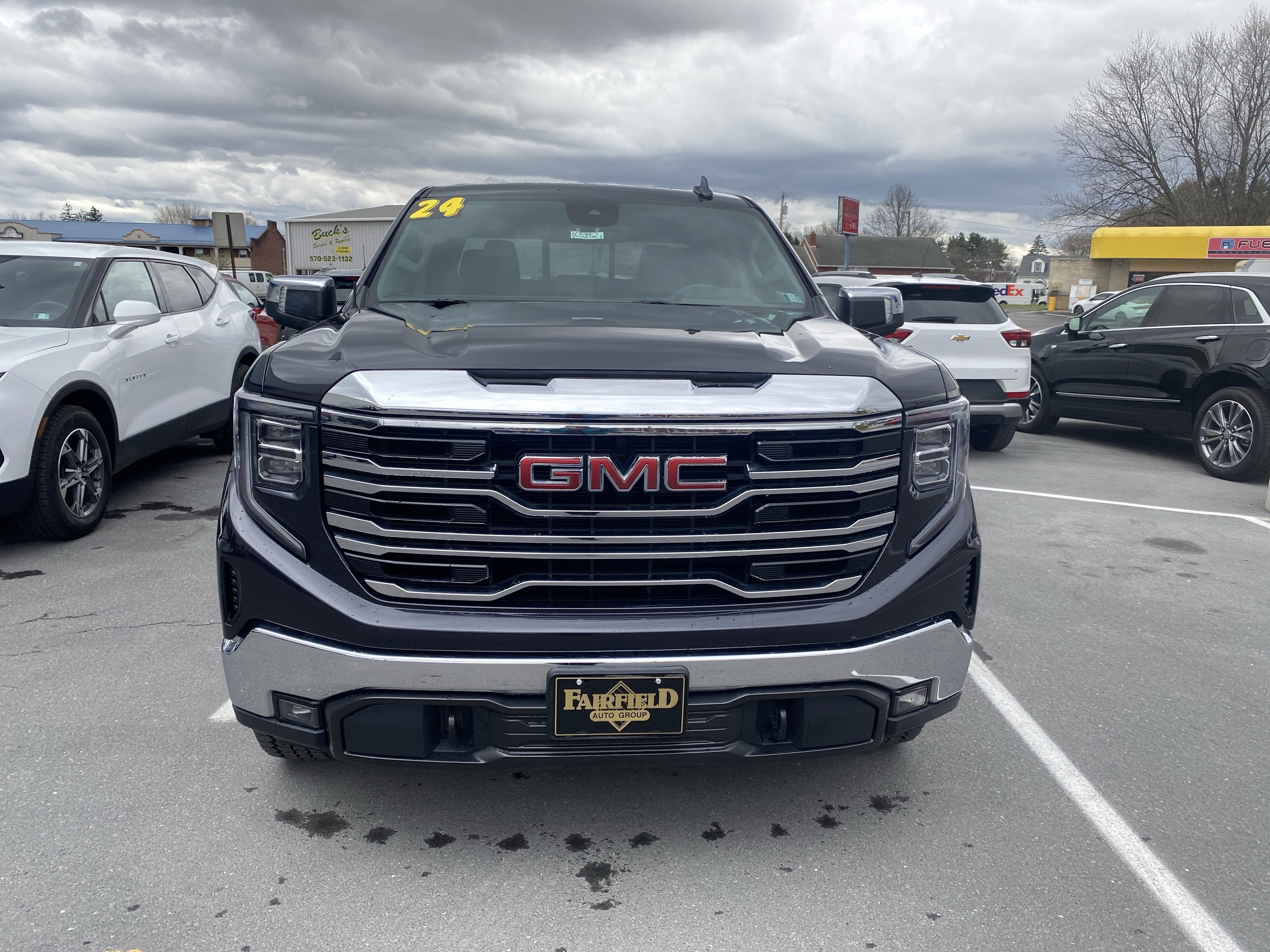 2023 GMC Sierra 1500 SLT