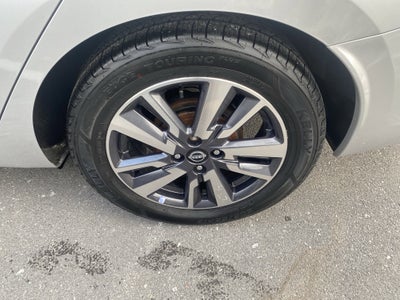 2023 Nissan Versa SV