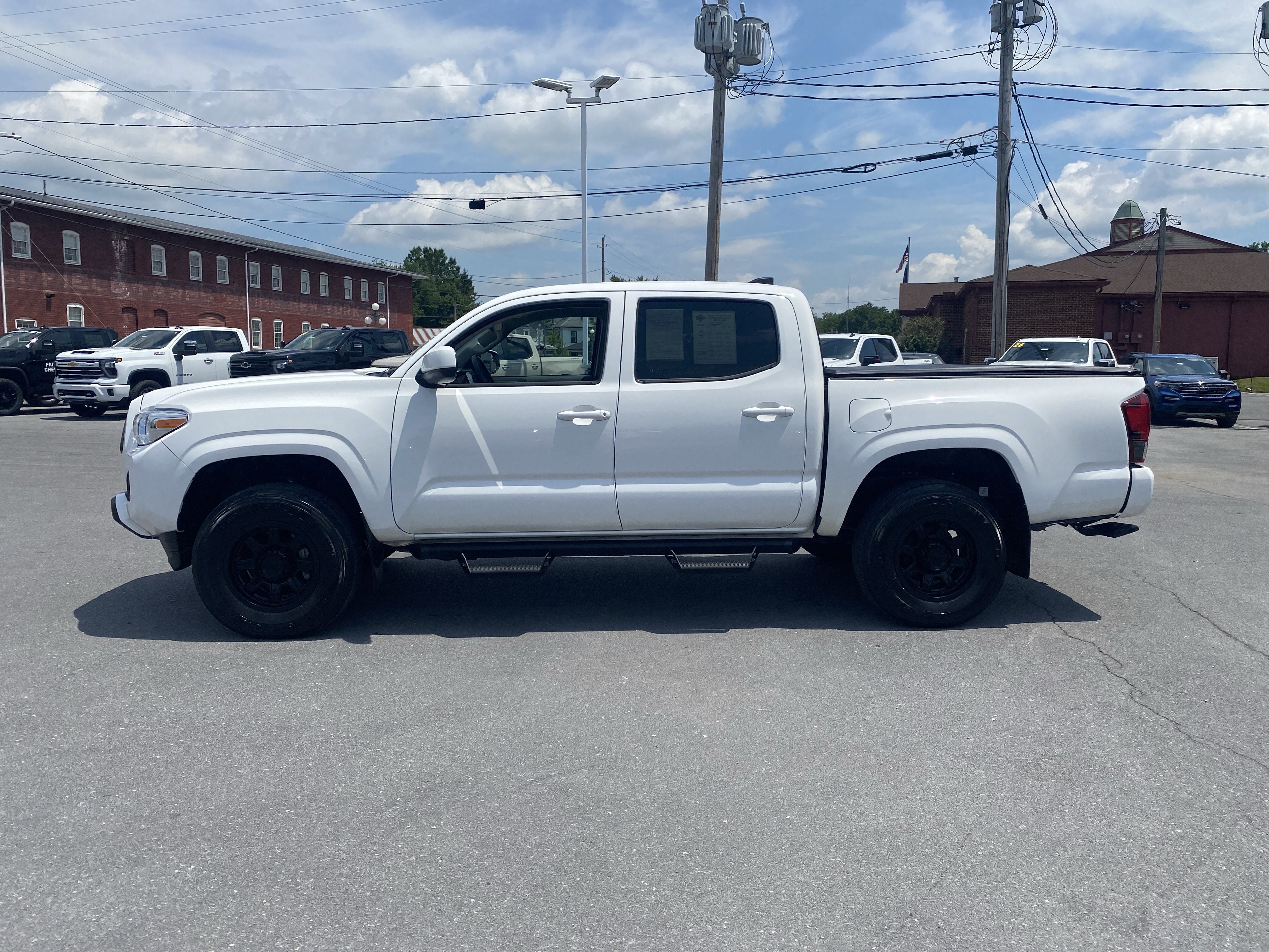 2023 Toyota Tacoma SR V6