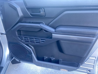 2024 Toyota Tacoma 4WD SR5