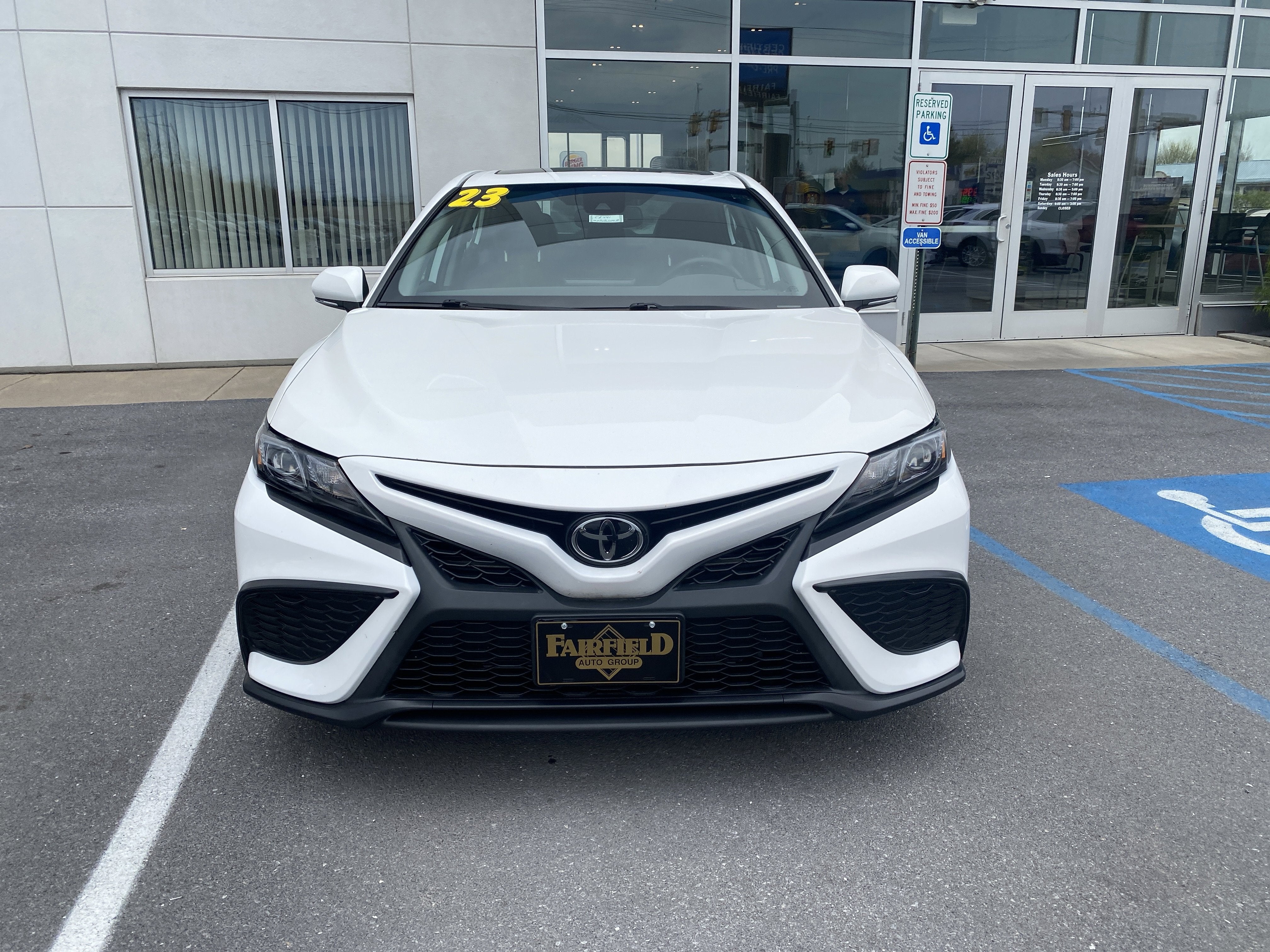 2023 Toyota Camry SE
