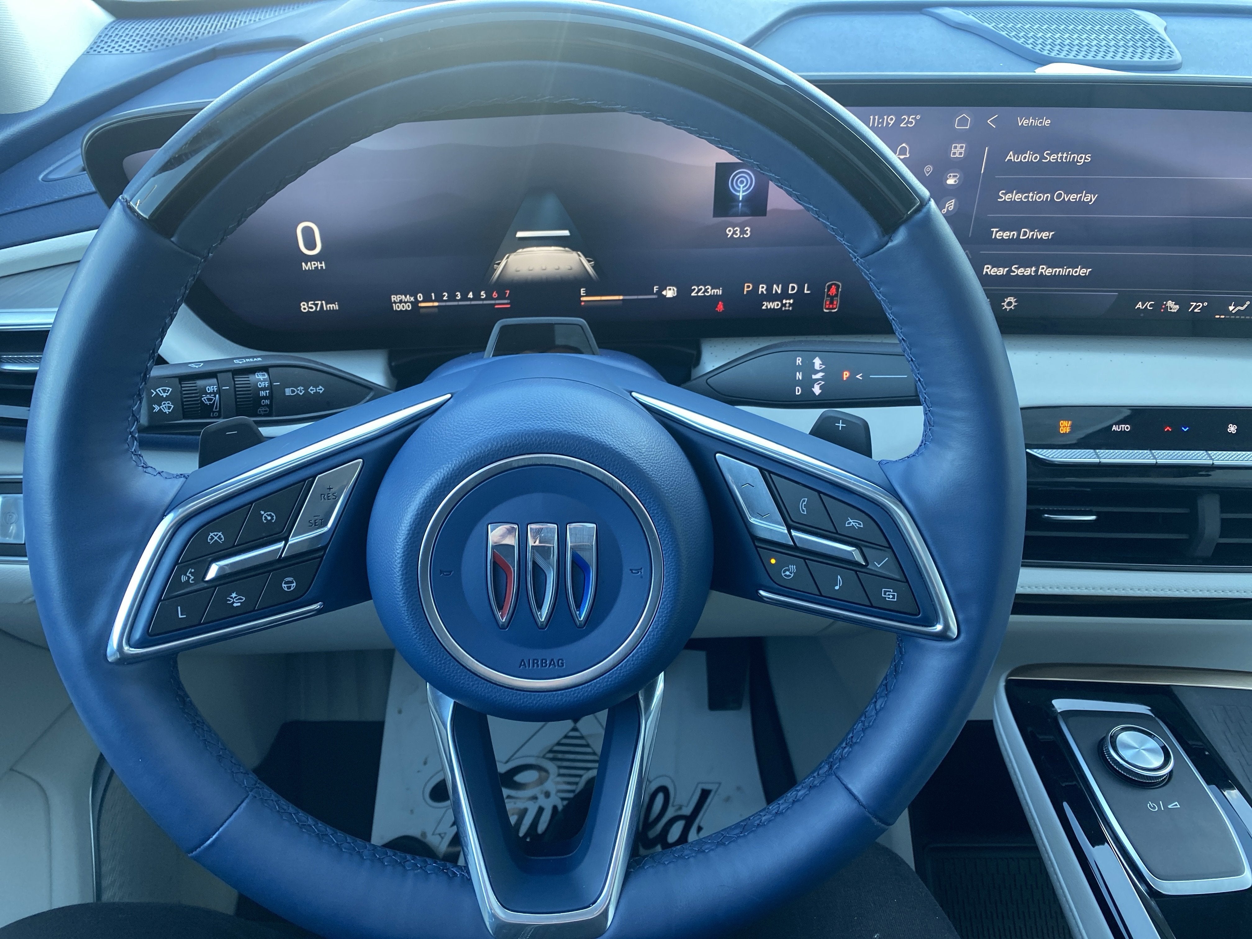 2025 Buick Enclave Avenir