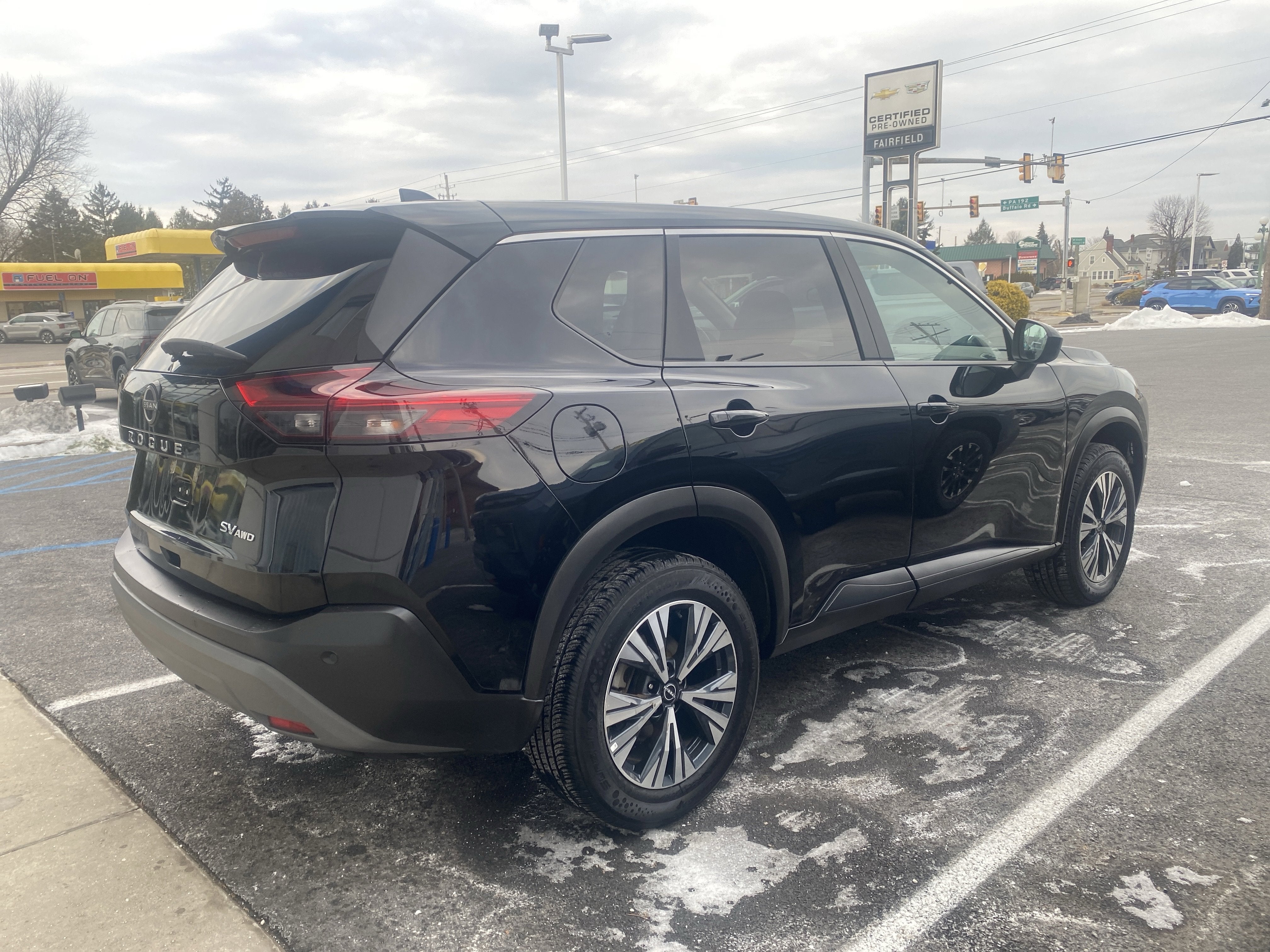 2023 Nissan Rogue SV