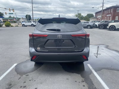 2022 Toyota Highlander XLE