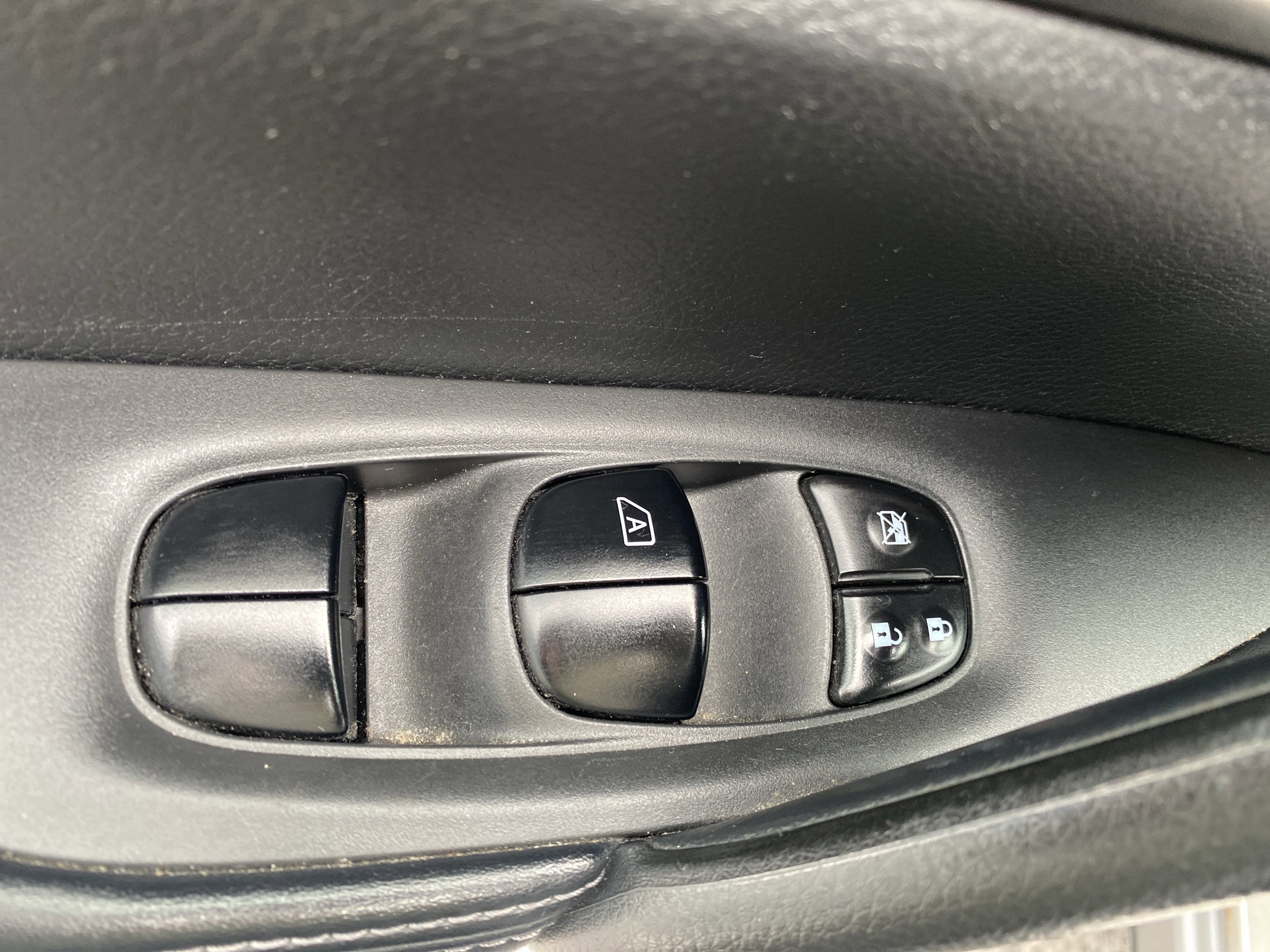 2017 Nissan Rogue Sport S