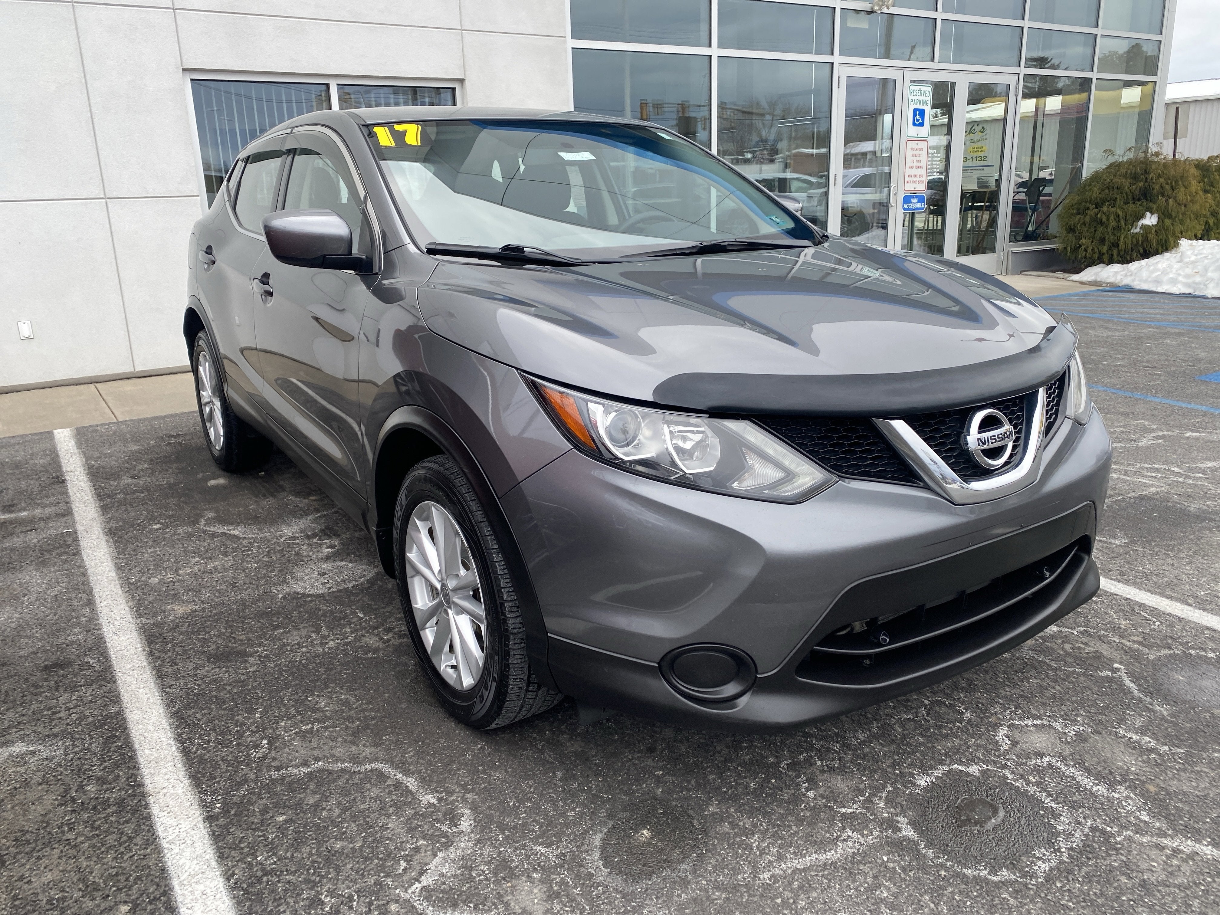 2017 Nissan Rogue Sport S