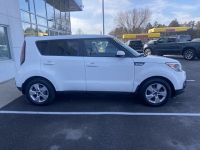 2017 Kia Soul Base