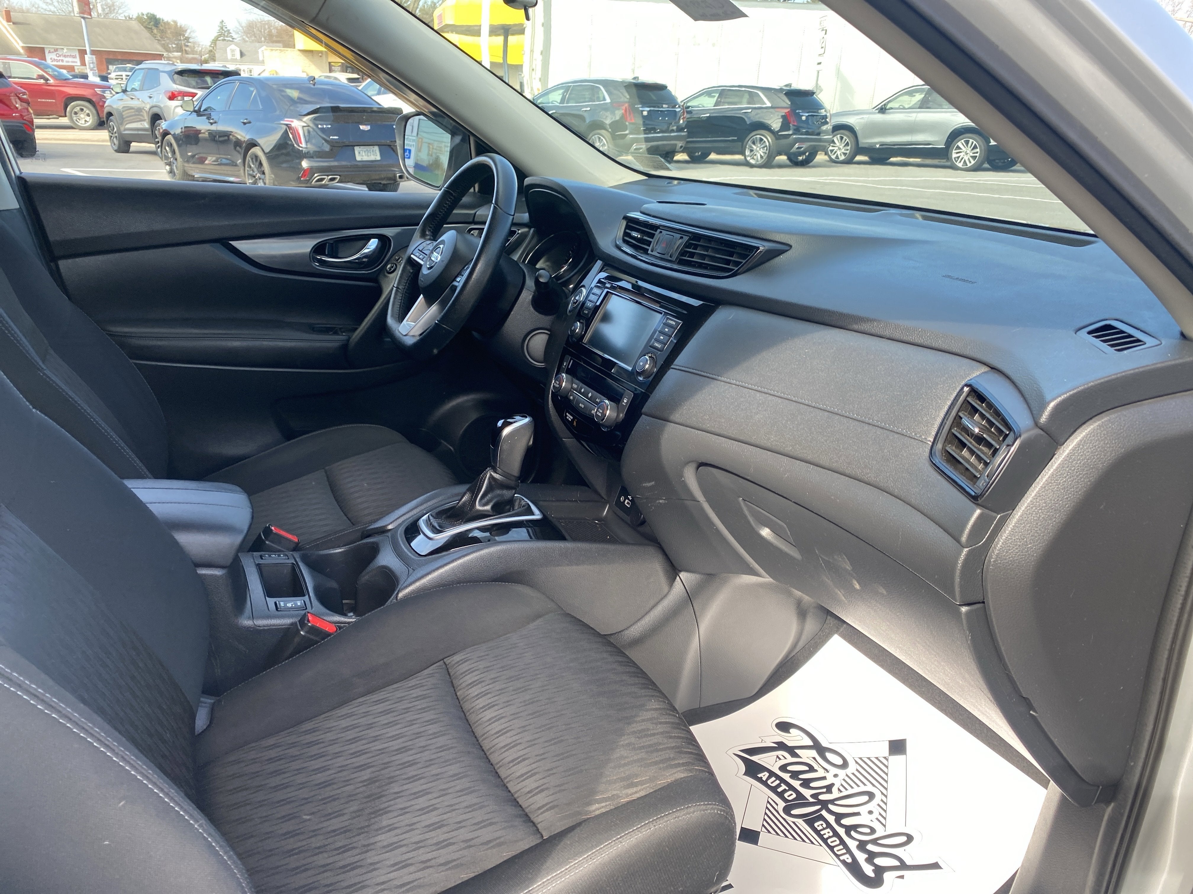 2020 Nissan Rogue SV