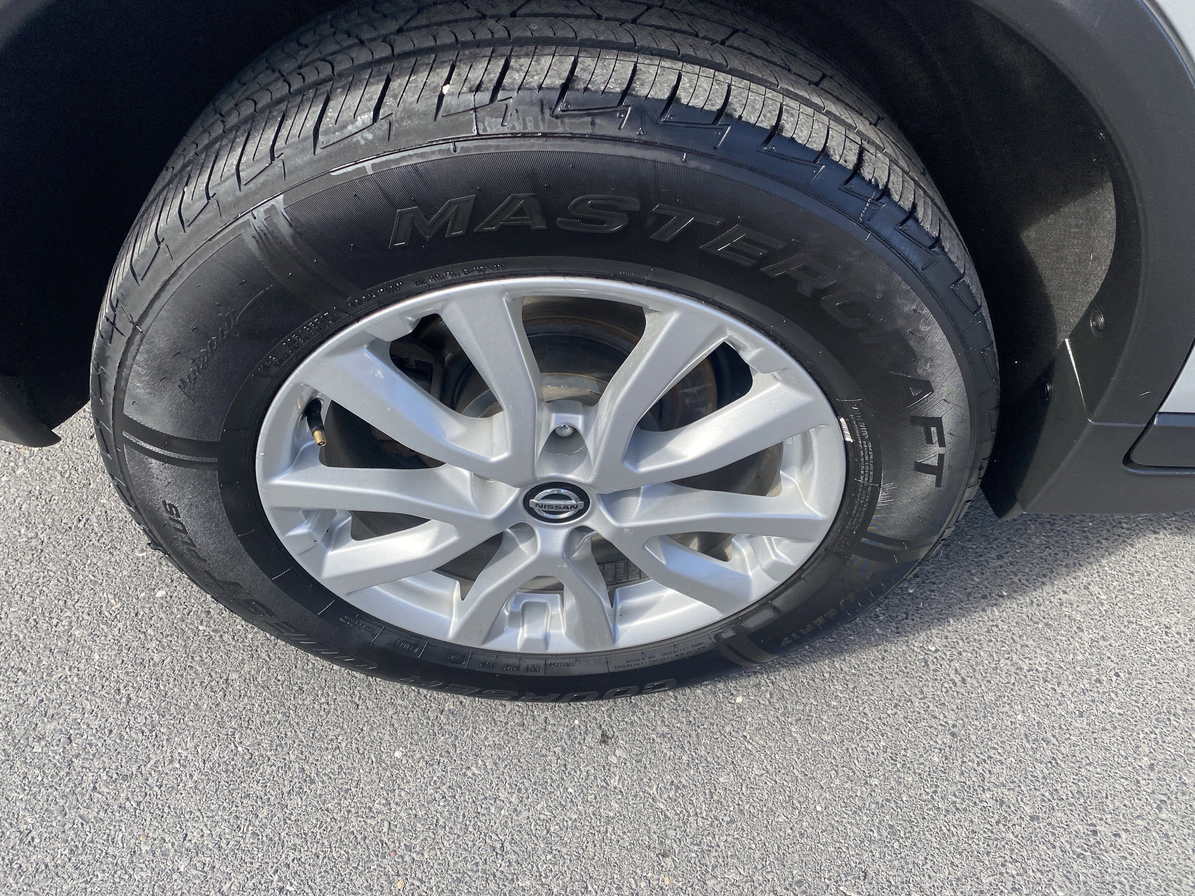 2020 Nissan Rogue SV