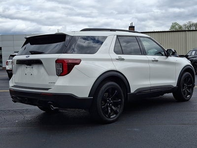 2022 Ford Explorer ST-Line