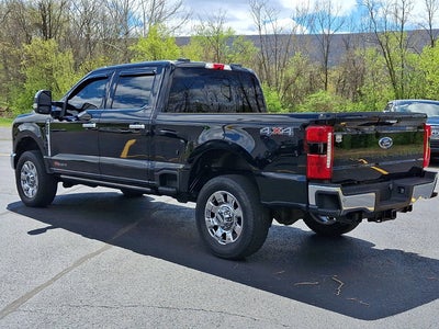 2023 Ford Super Duty F-250 SRW LARIAT
