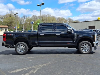 2023 Ford Super Duty F-250 SRW LARIAT