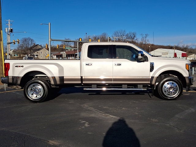 2019 Ford Super Duty F-450 DRW LARIAT