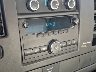 2011 Chevrolet Express Commercial Cutaway Work Van