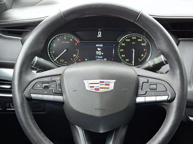 2022 Cadillac XT4 AWD Premium Luxury