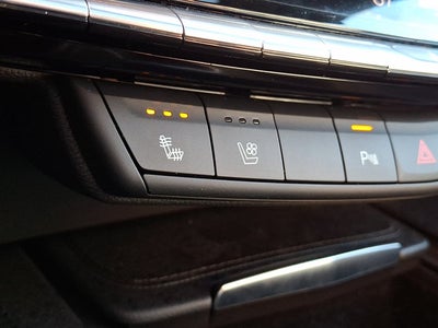 2024 Cadillac XT4 AWD Sport