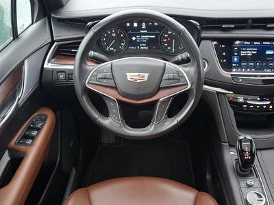 2022 Cadillac XT5 AWD Premium Luxury