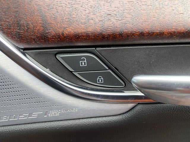 2022 Cadillac XT5 AWD Premium Luxury