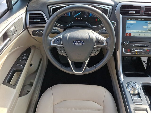 2018 Ford Fusion Hybrid SE