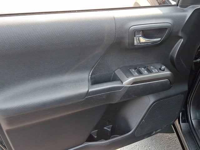 2022 Toyota Tacoma 4WD TRD Off Road